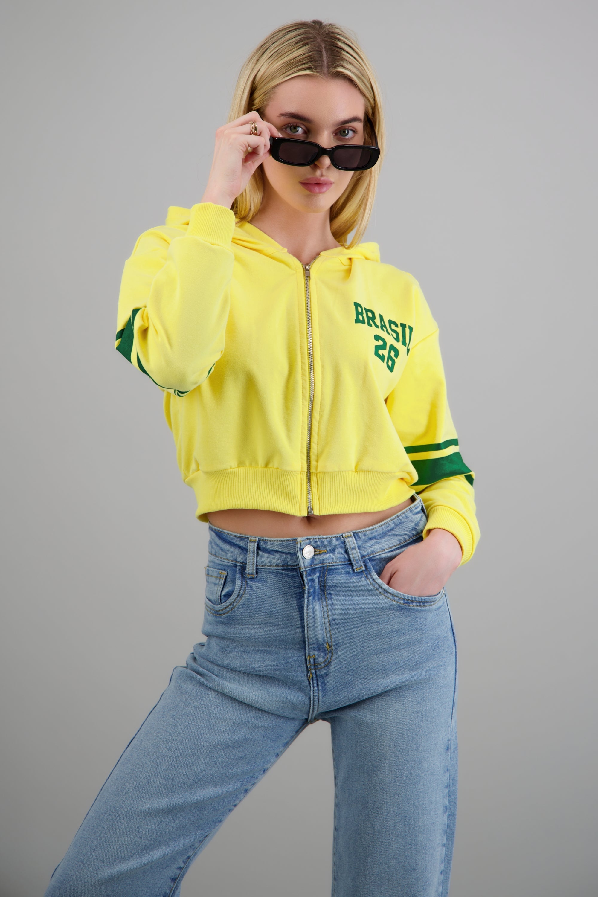 Sudadera crop brasil 26 AMARILLO