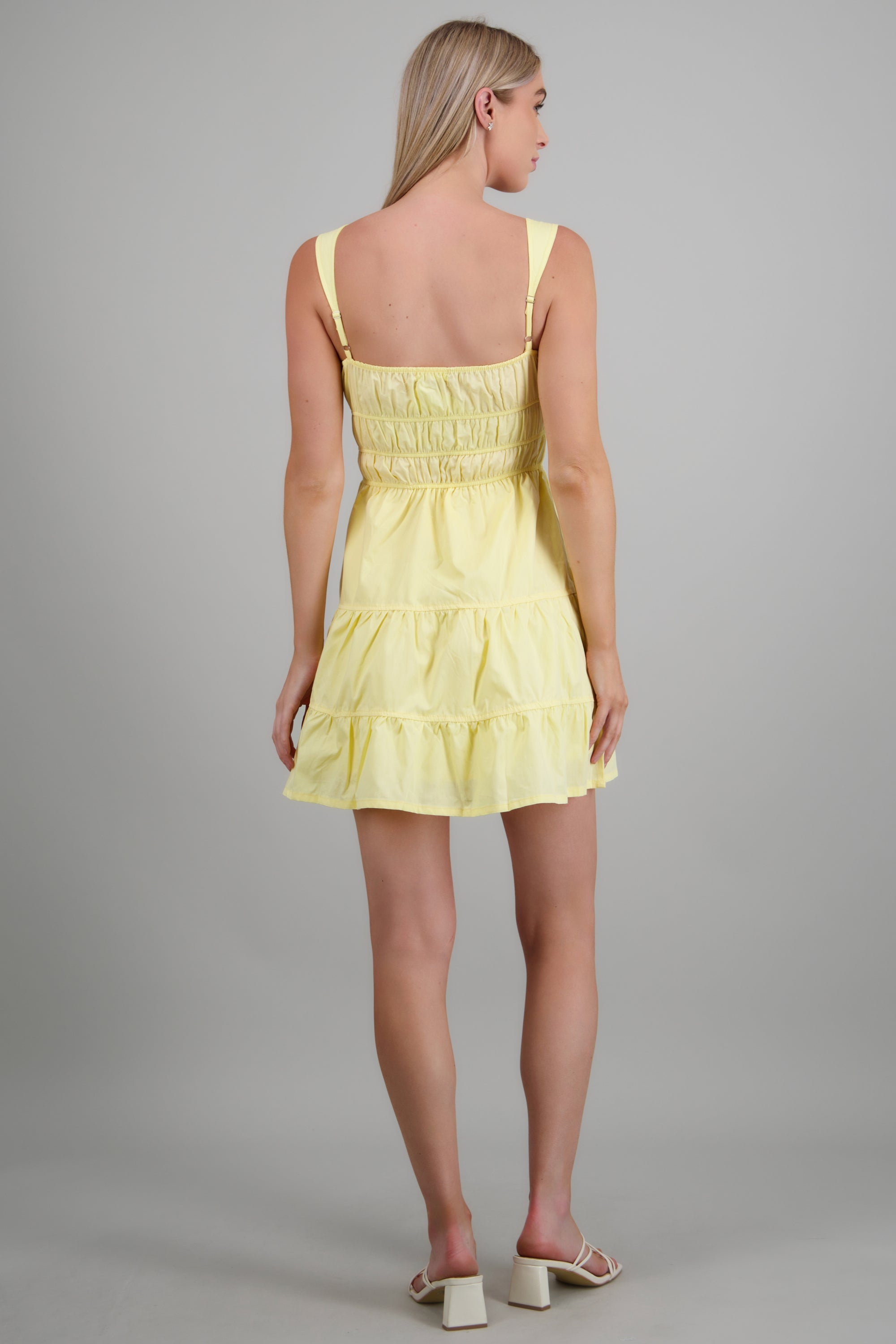 Vestido mini detalle drapeado AMARILLO PASTEL