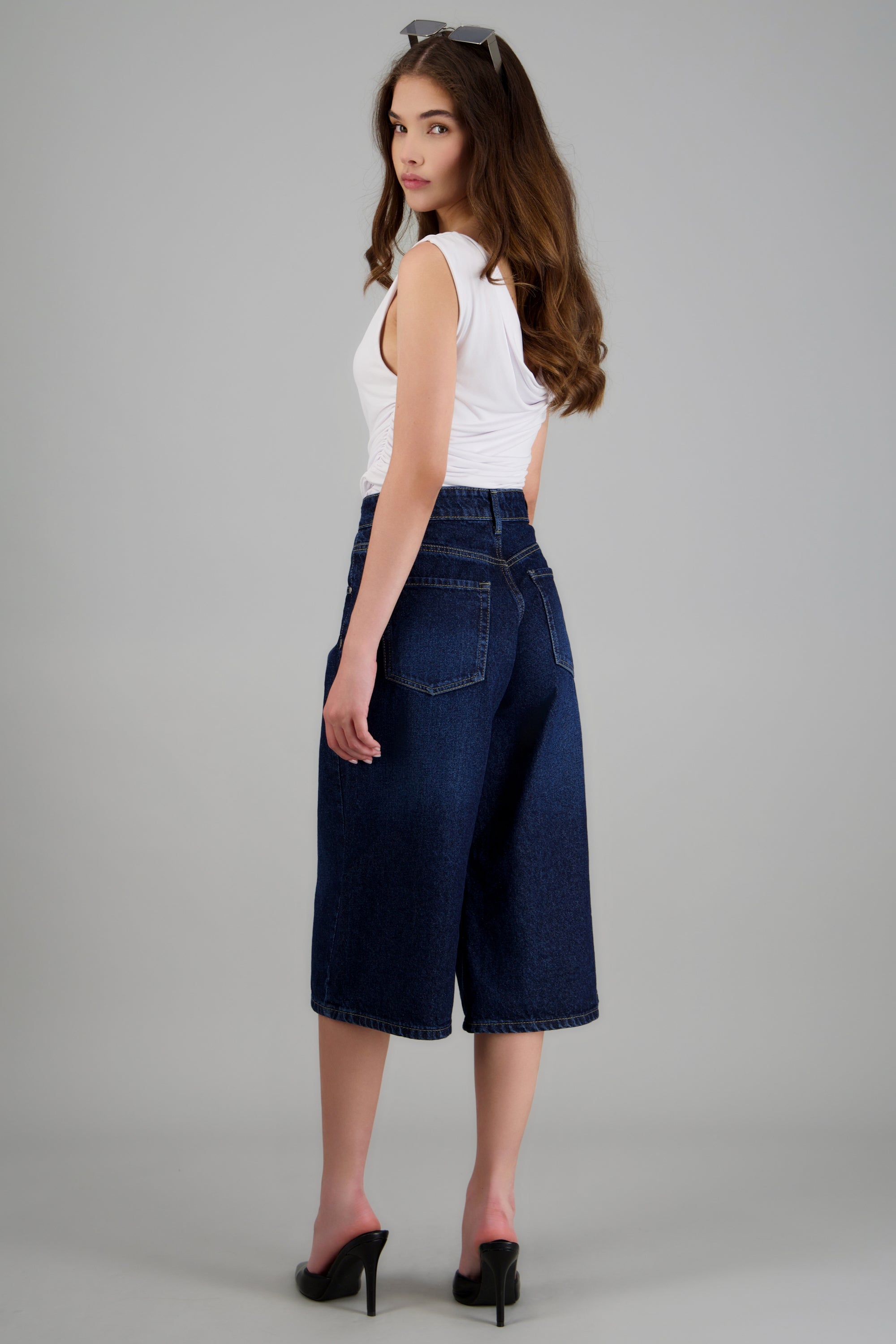Bermuda denim entintada DARK WASH
