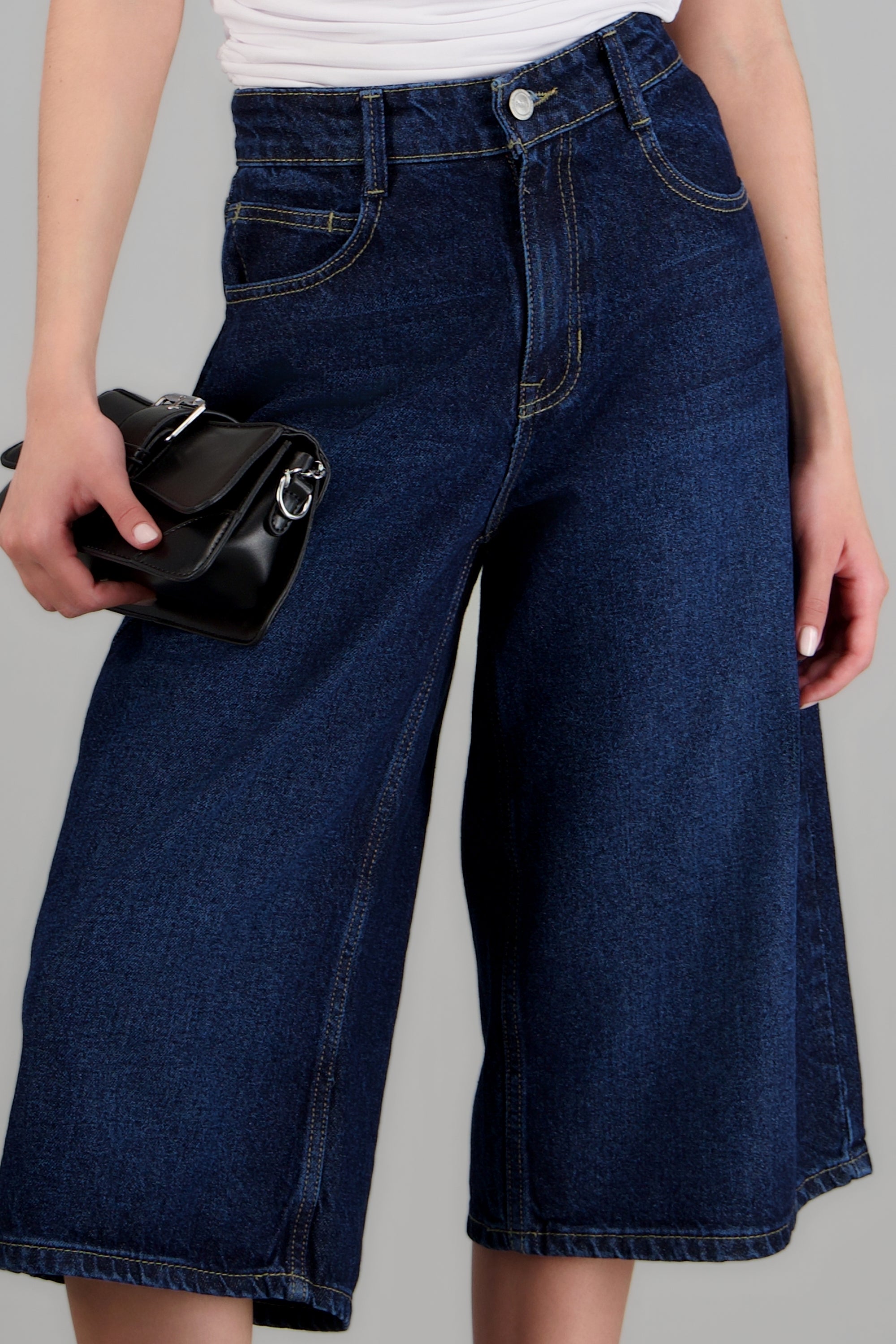 Bermuda denim entintada DARK WASH