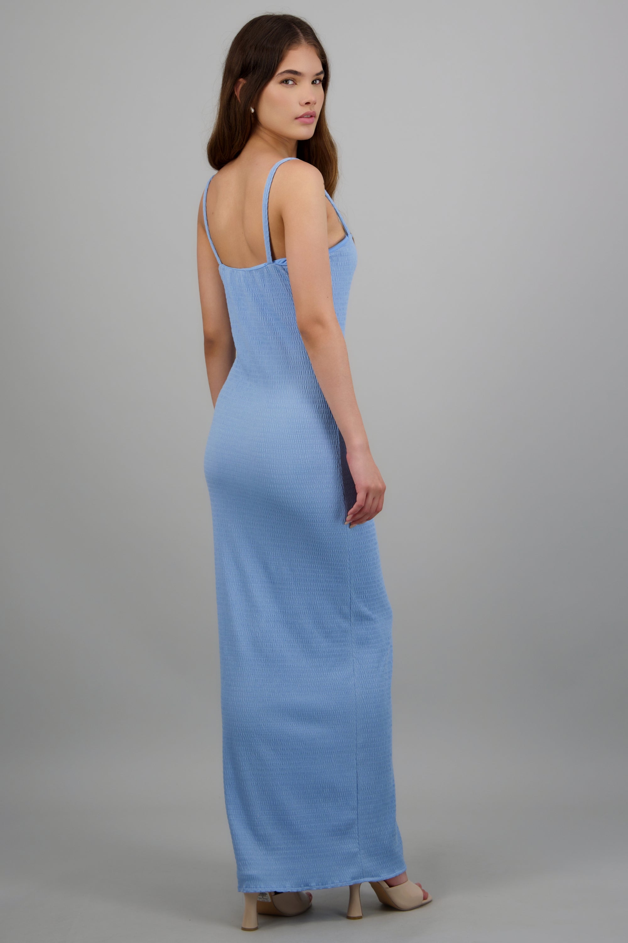 Vestido maxi tirantes detalle textura AZUL PASTEL