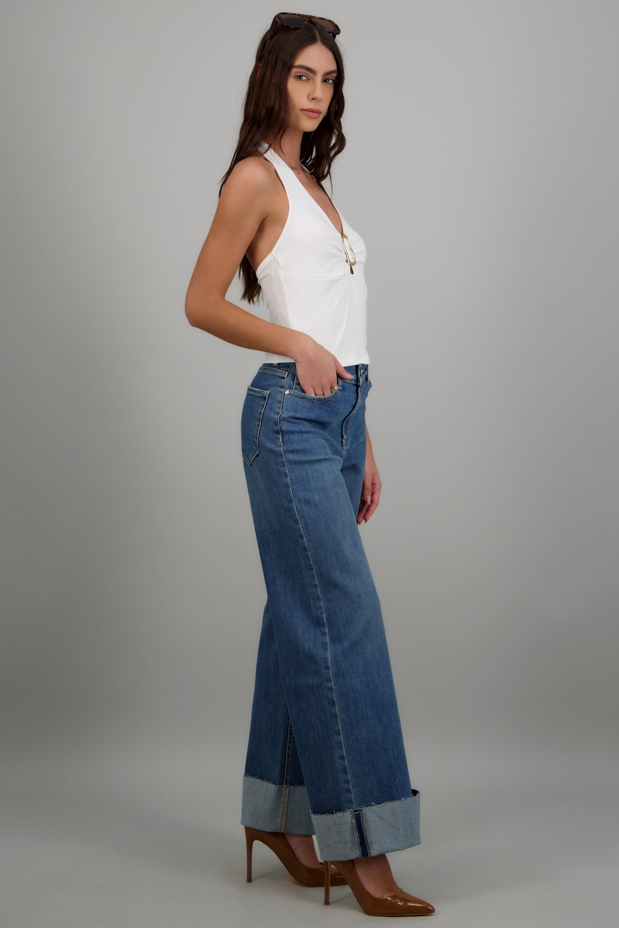 Jeans wide leg amplios dobladillo MEDIUM WASH