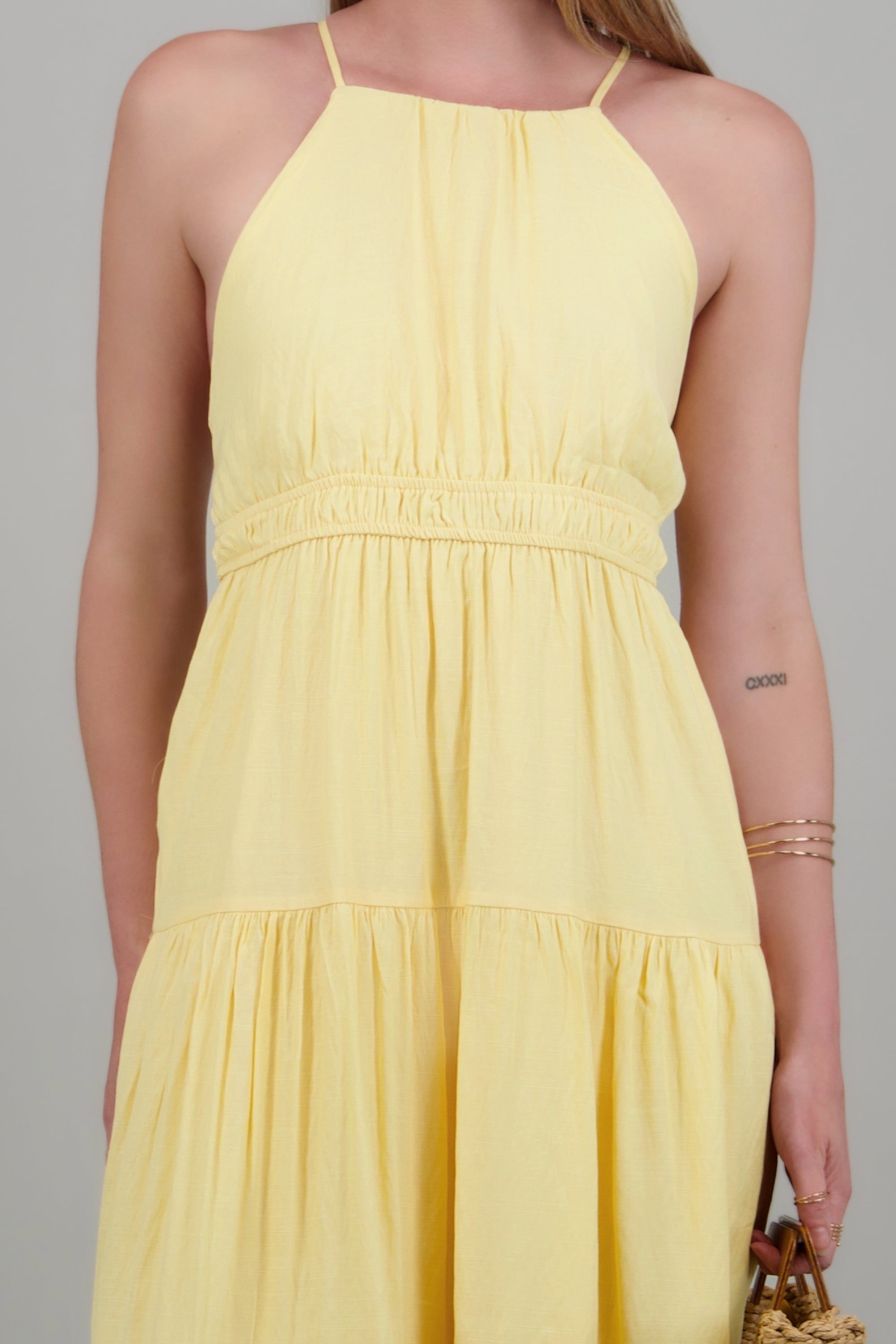 Vestido maxi liso AMARILLO PASTEL