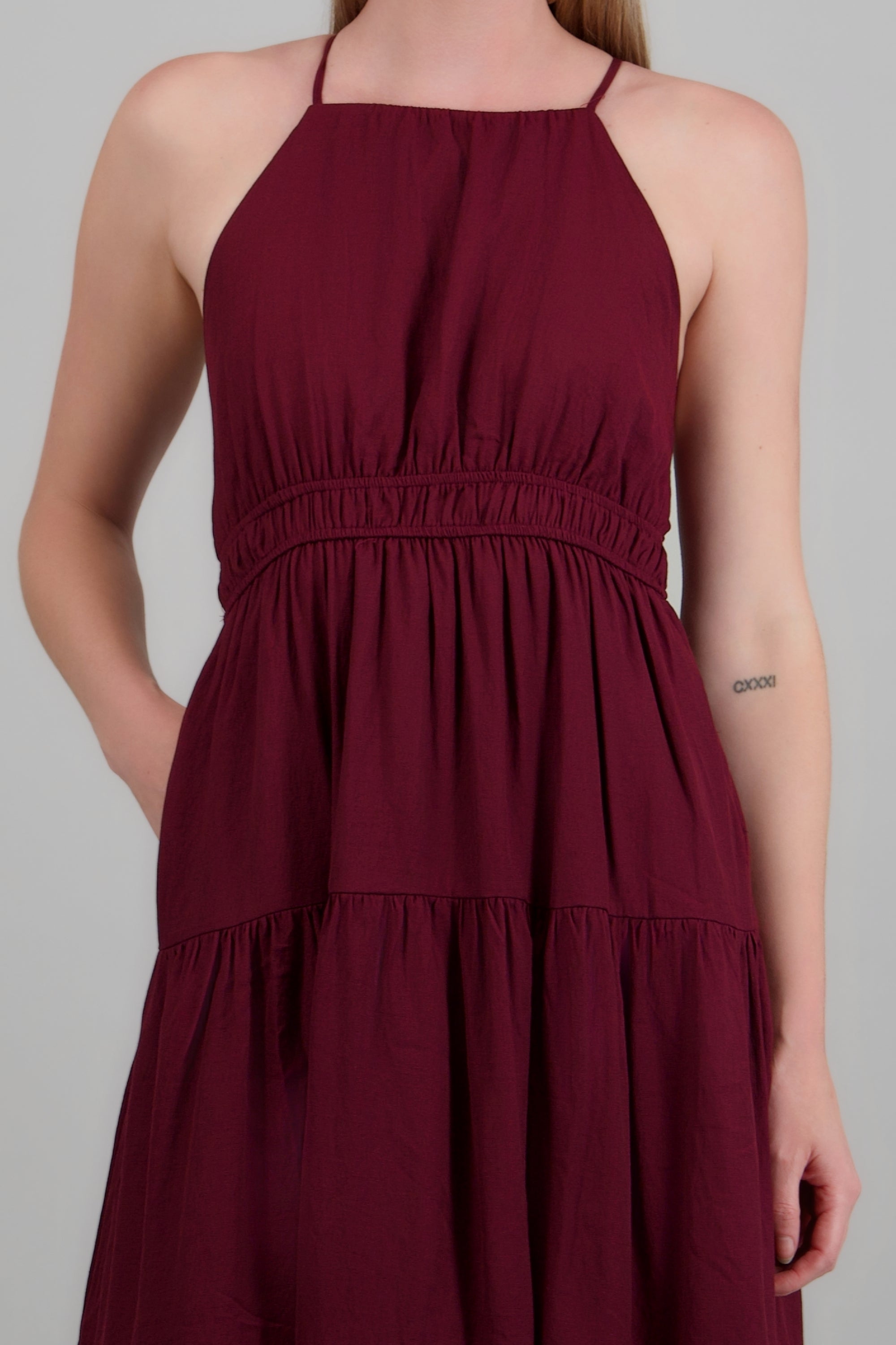 Vestido maxi liso CIRUELA