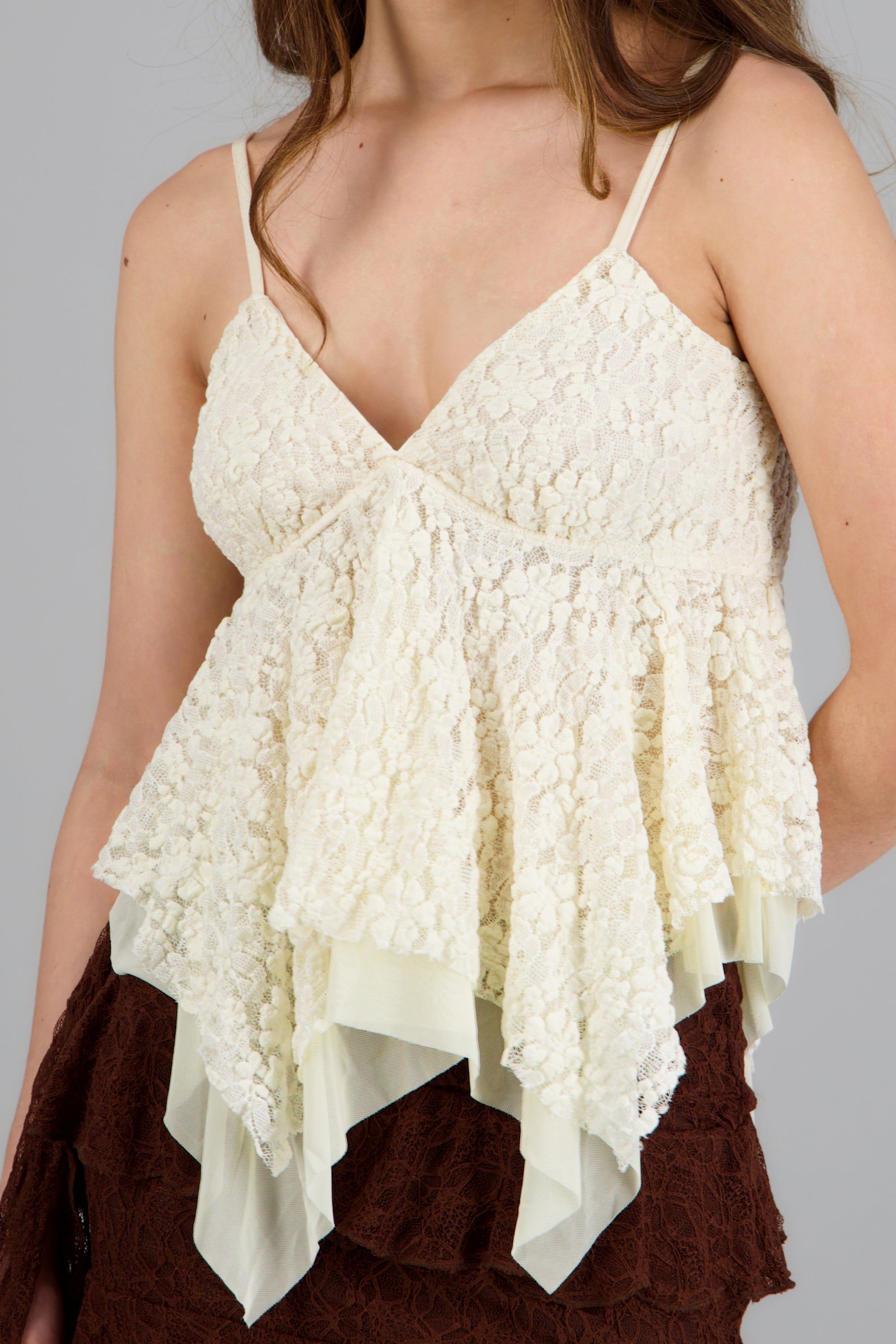 Top encaje tirantes textura AMARILLO PASTEL