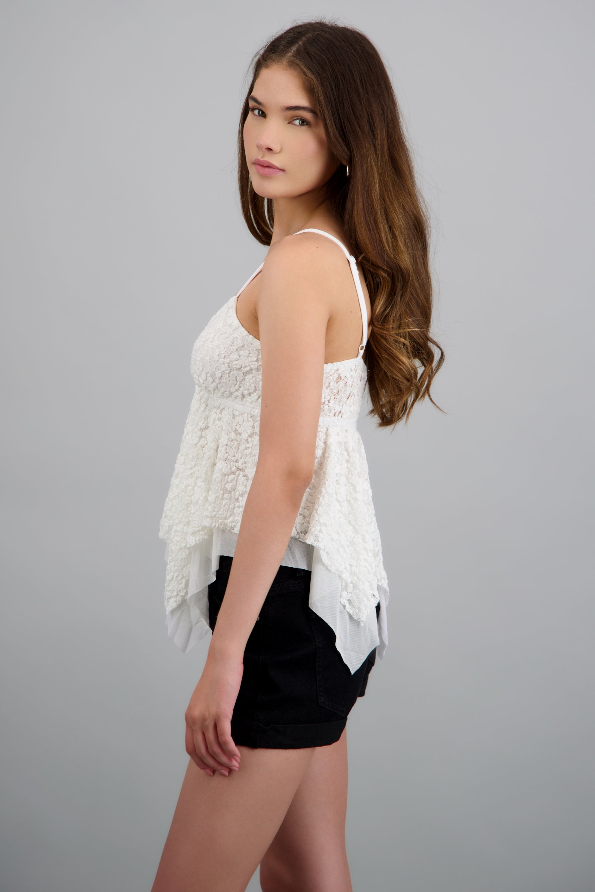 Top encaje tirantes textura CREMA