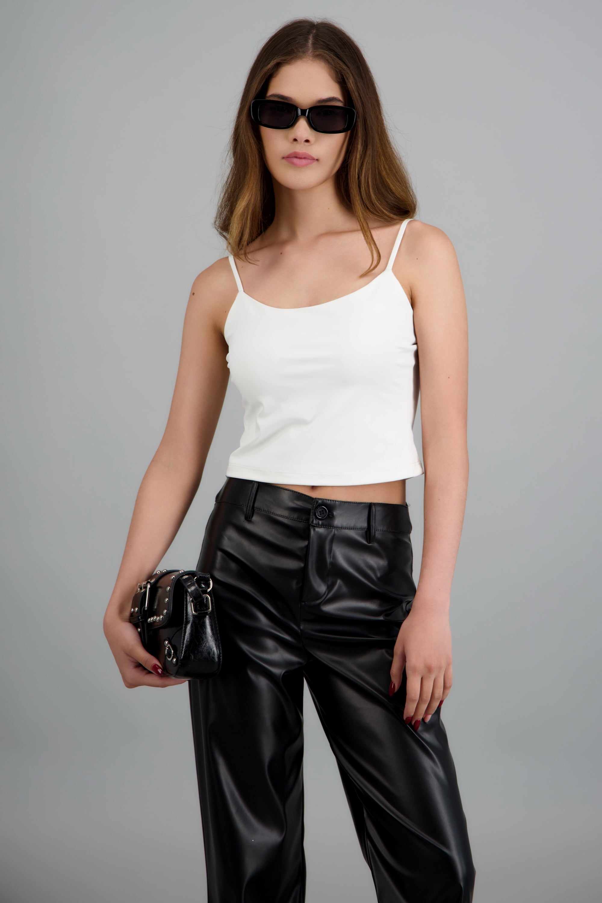 Top tirantes liso detalle copas BLANCO