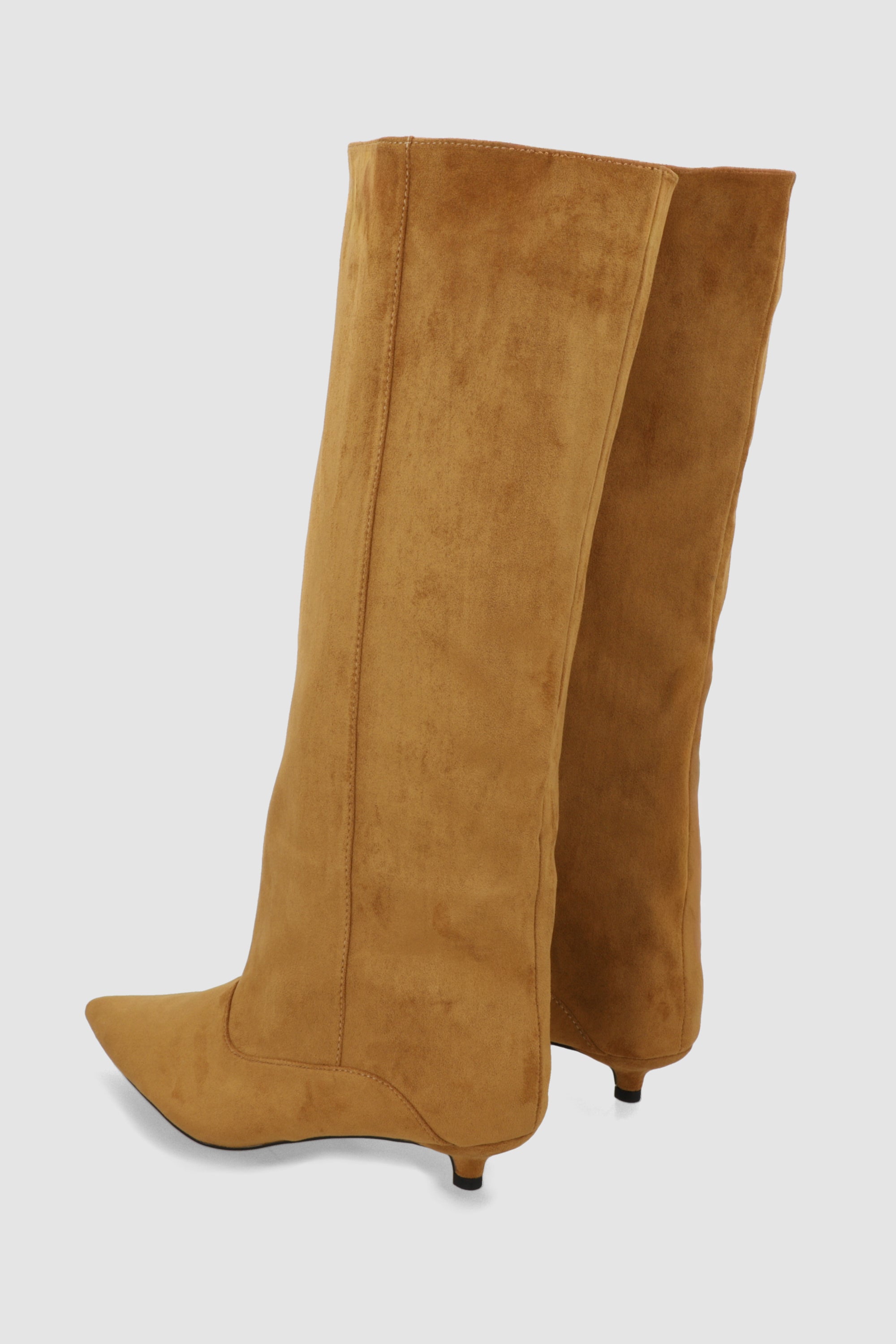 Bota alta bucket gamucina CAMELLO