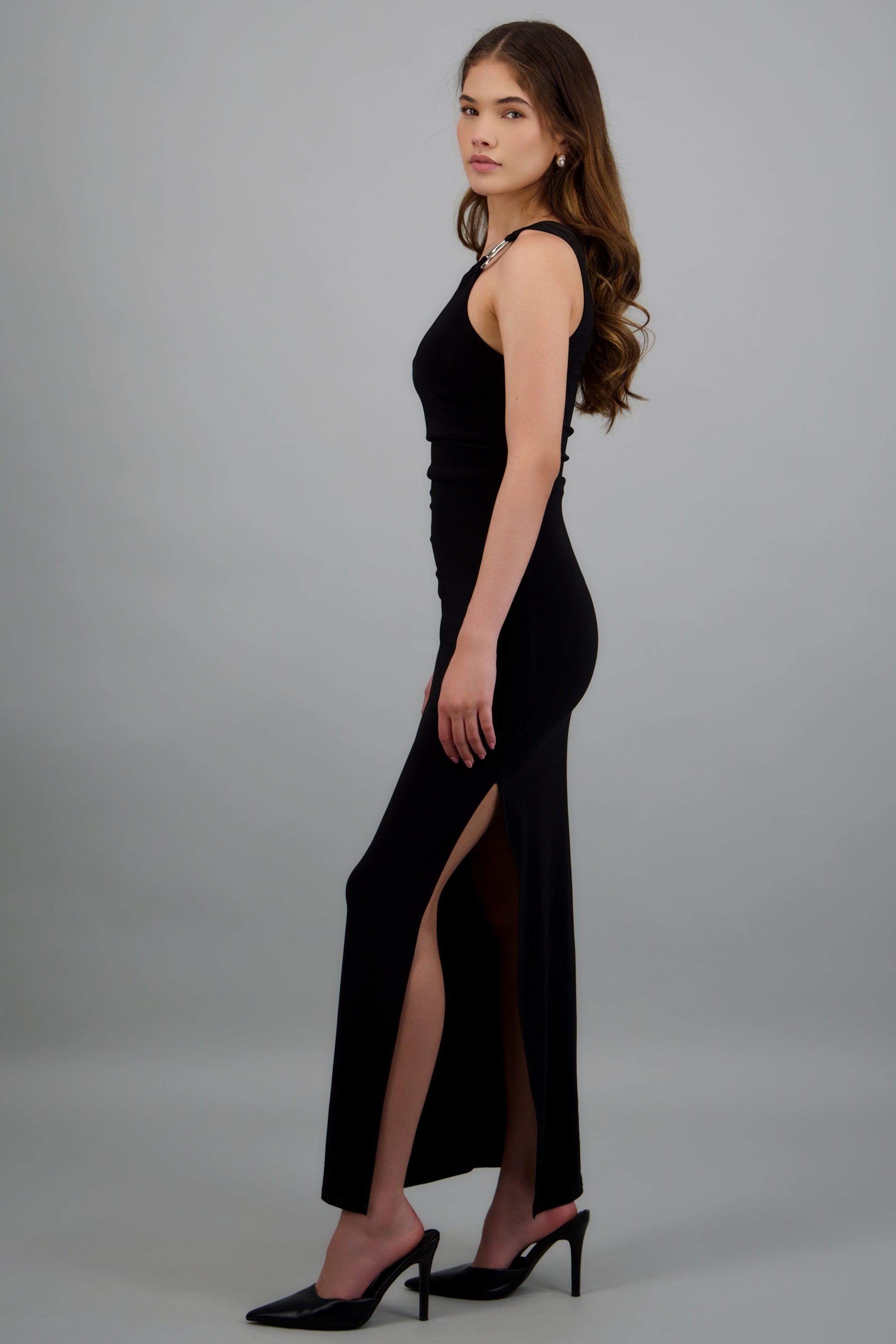 Vestido maxi sin manga detalle fruncido NEGRO