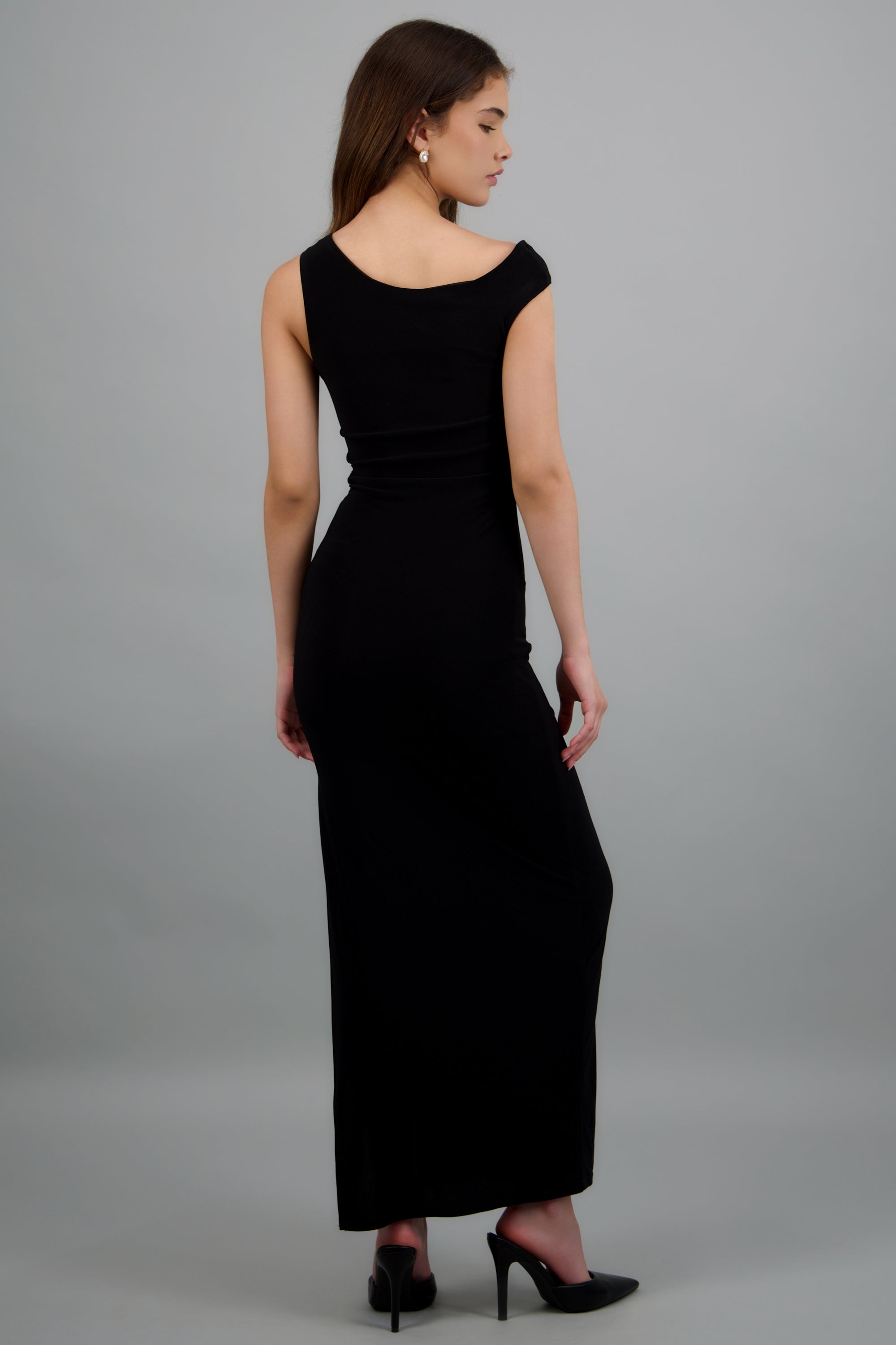 Vestido maxi sin manga detalle fruncido NEGRO
