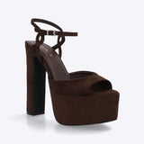 Tacon mega plataforma peep toe suede