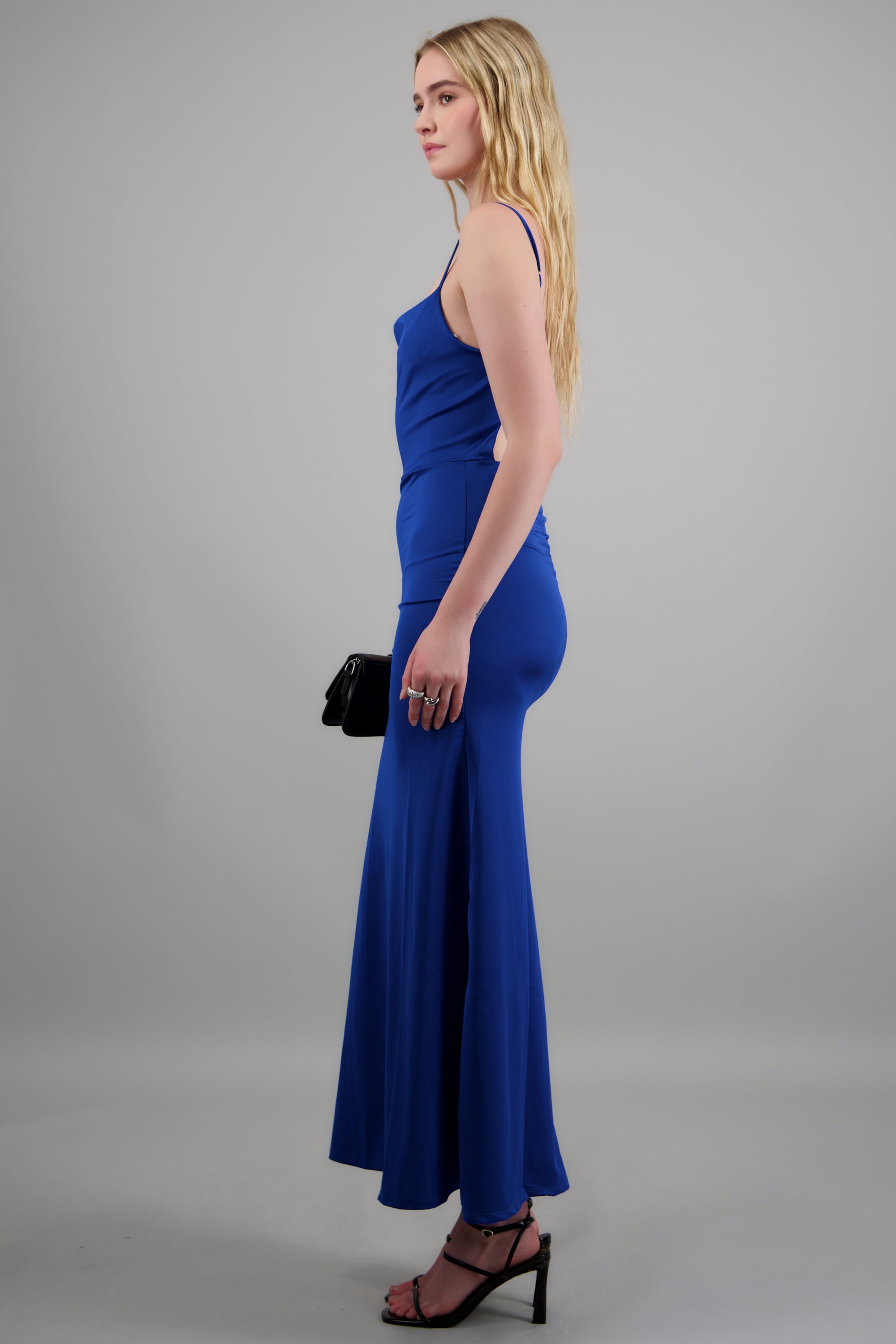 ROYAL BLUE