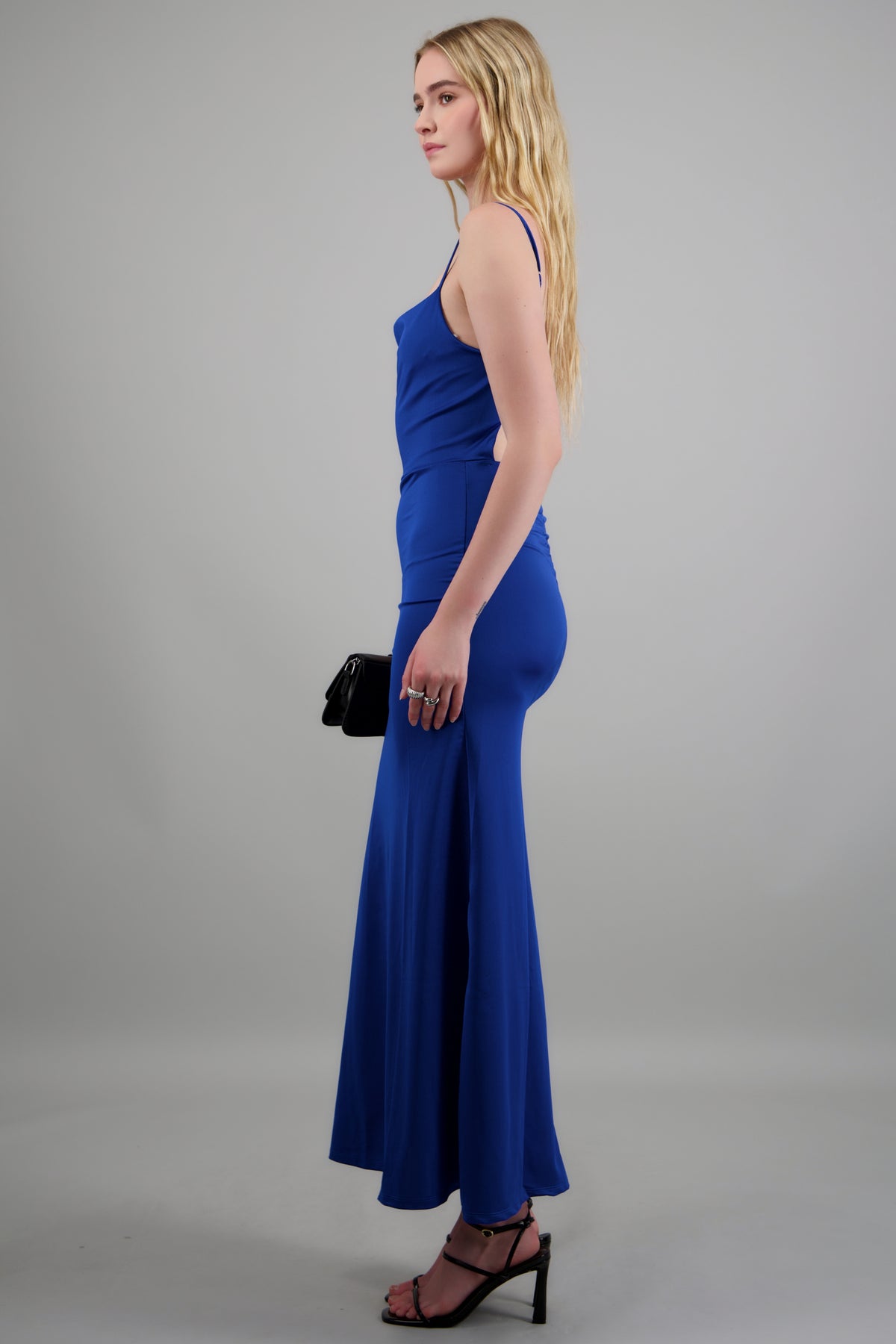 ROYAL BLUE
