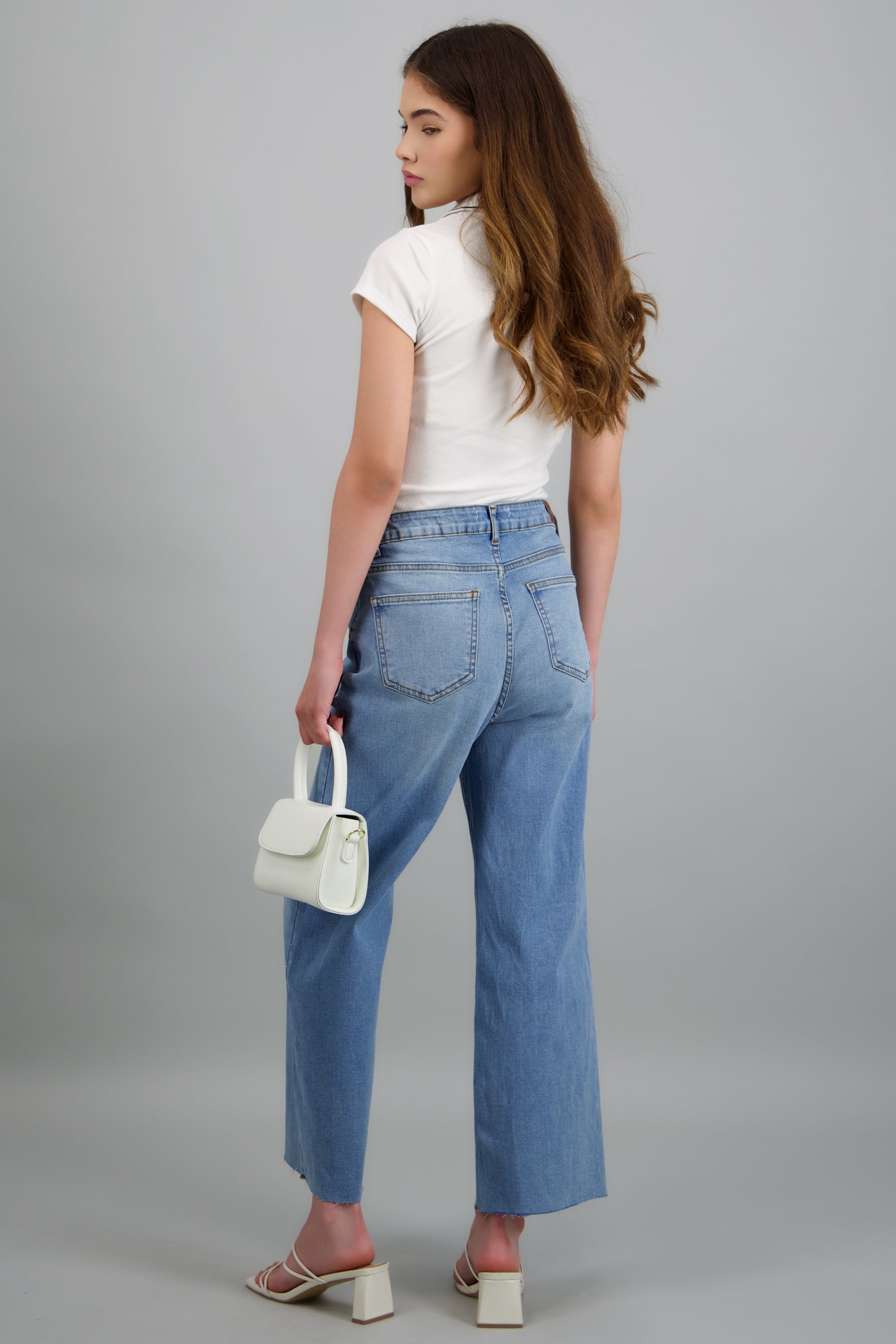 Jeans cropped amplios LIGHT WASH