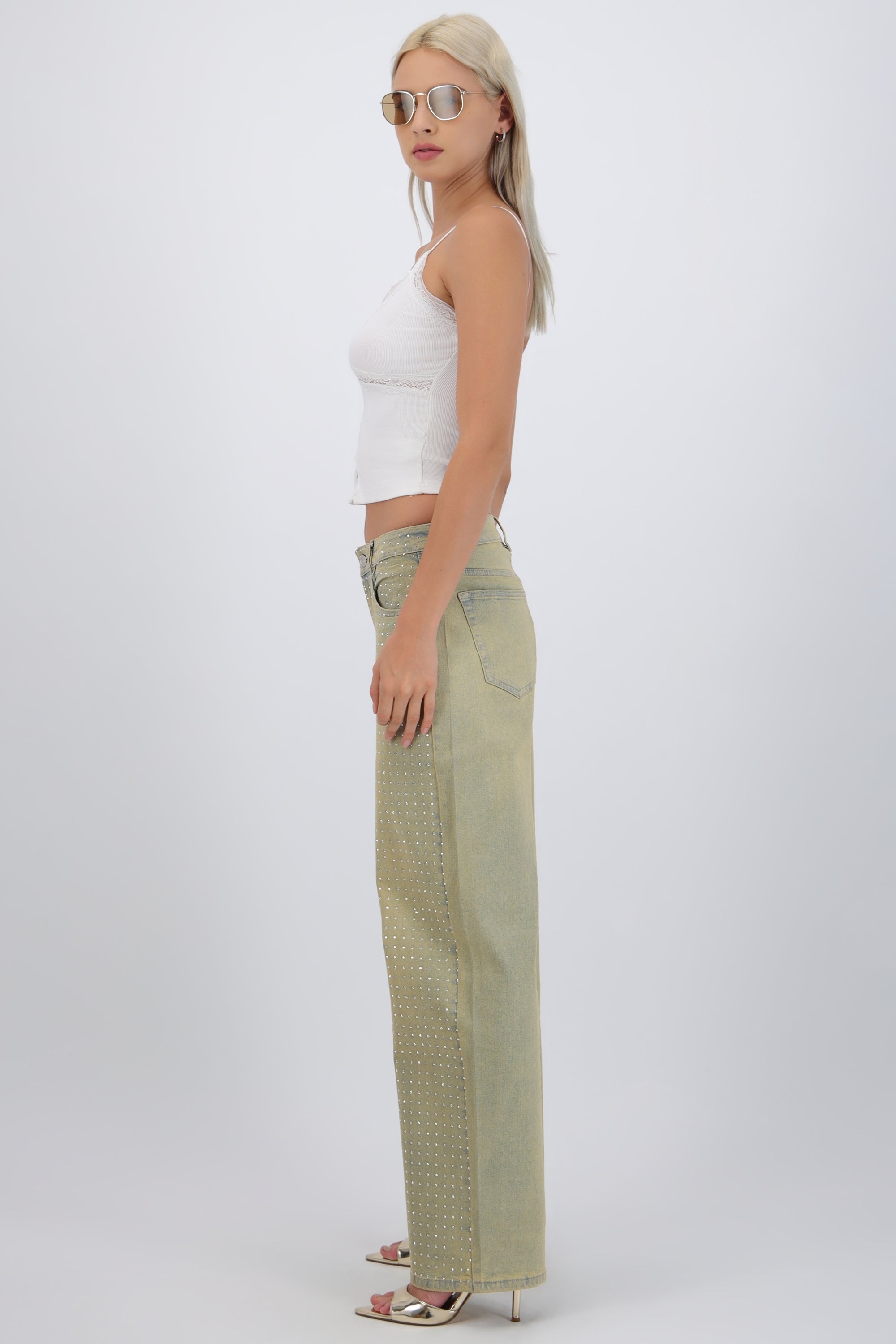 Jeans straight con brillos