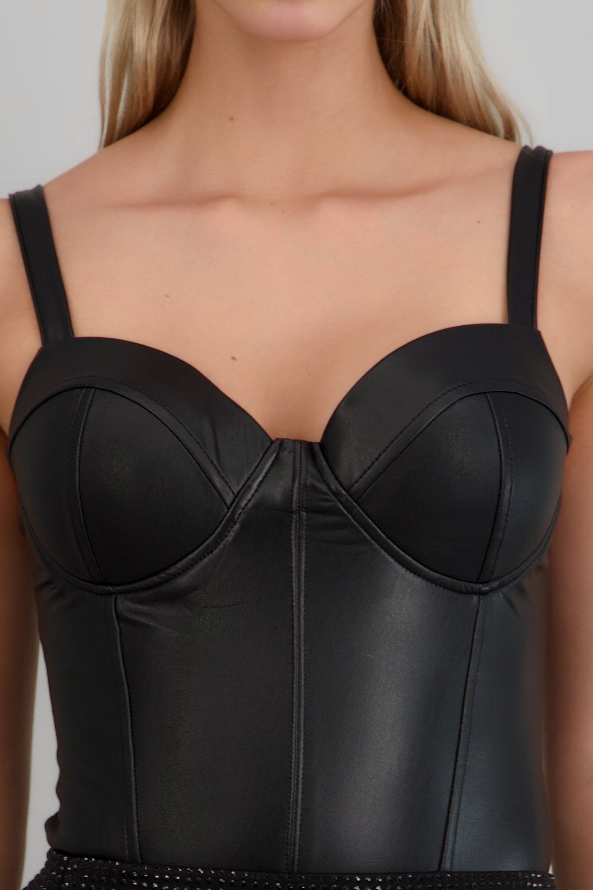 Body detalle copas PU NEGRO
