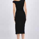 Vestido maxi one shoulder con detalle herraje