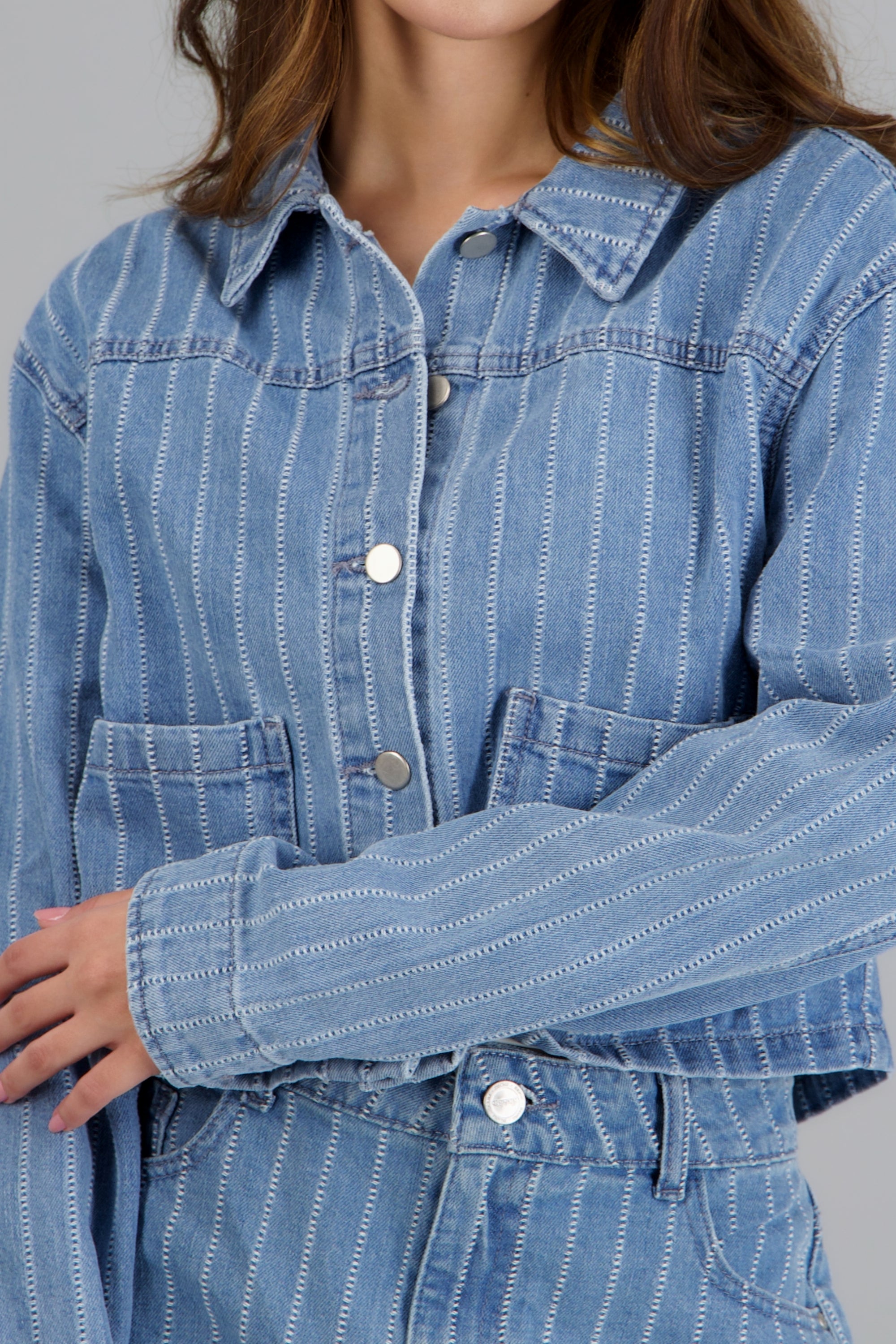 Chamarra denim costuras LIGHT WASH