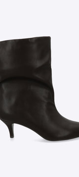 Botin puntal bucket