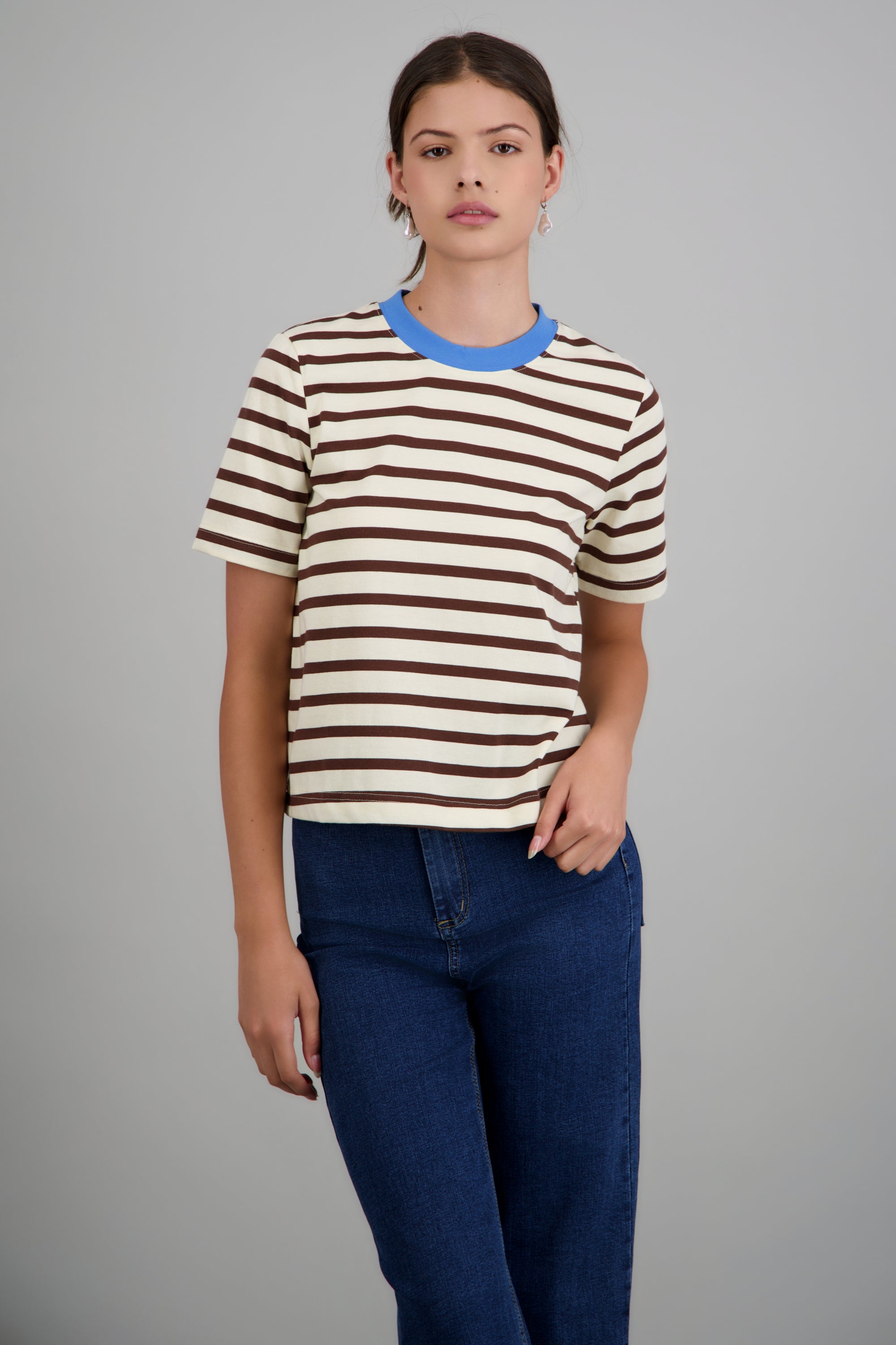 Tshirt rayas cuello contraste CREMA