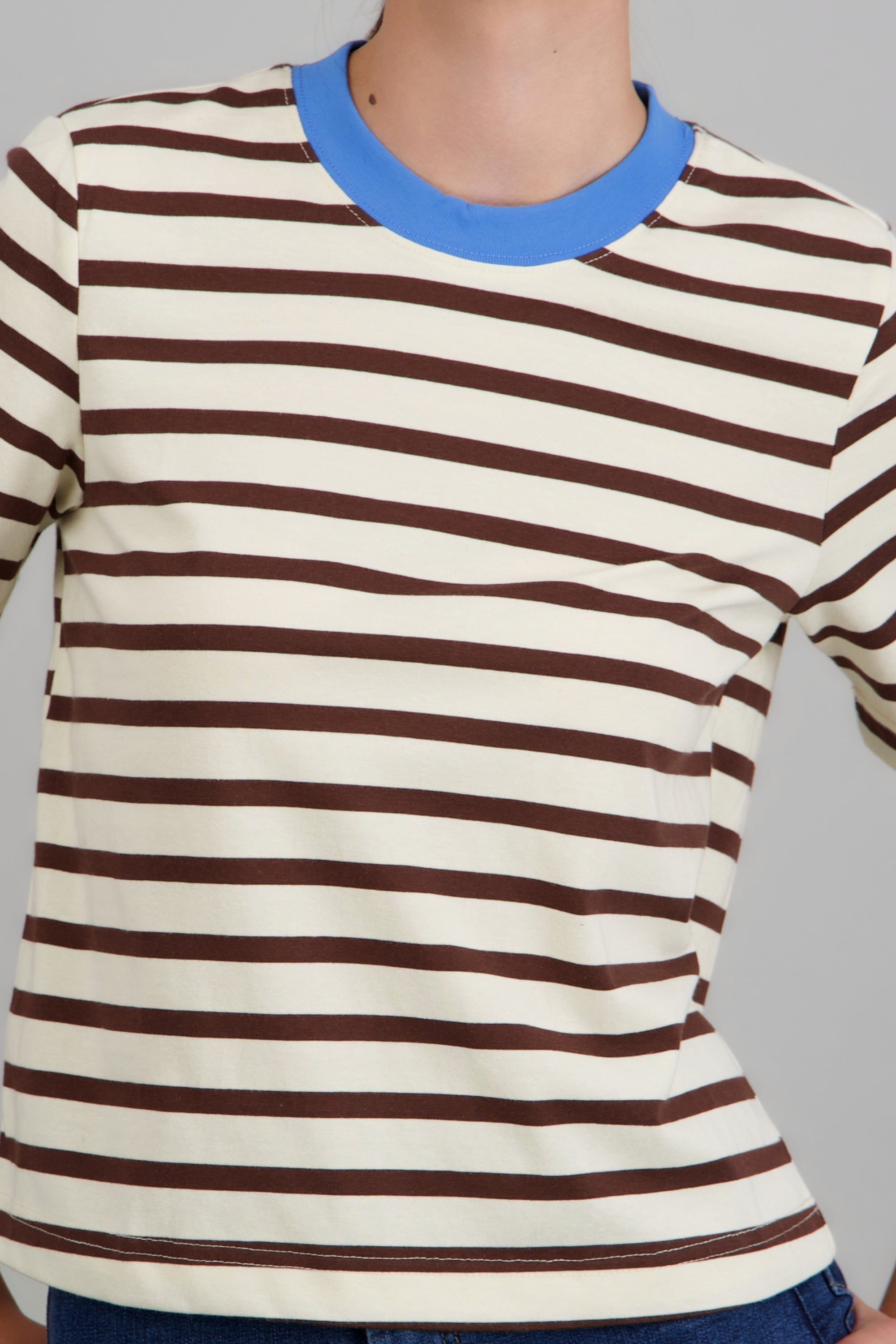 Tshirt rayas cuello contraste CREMA