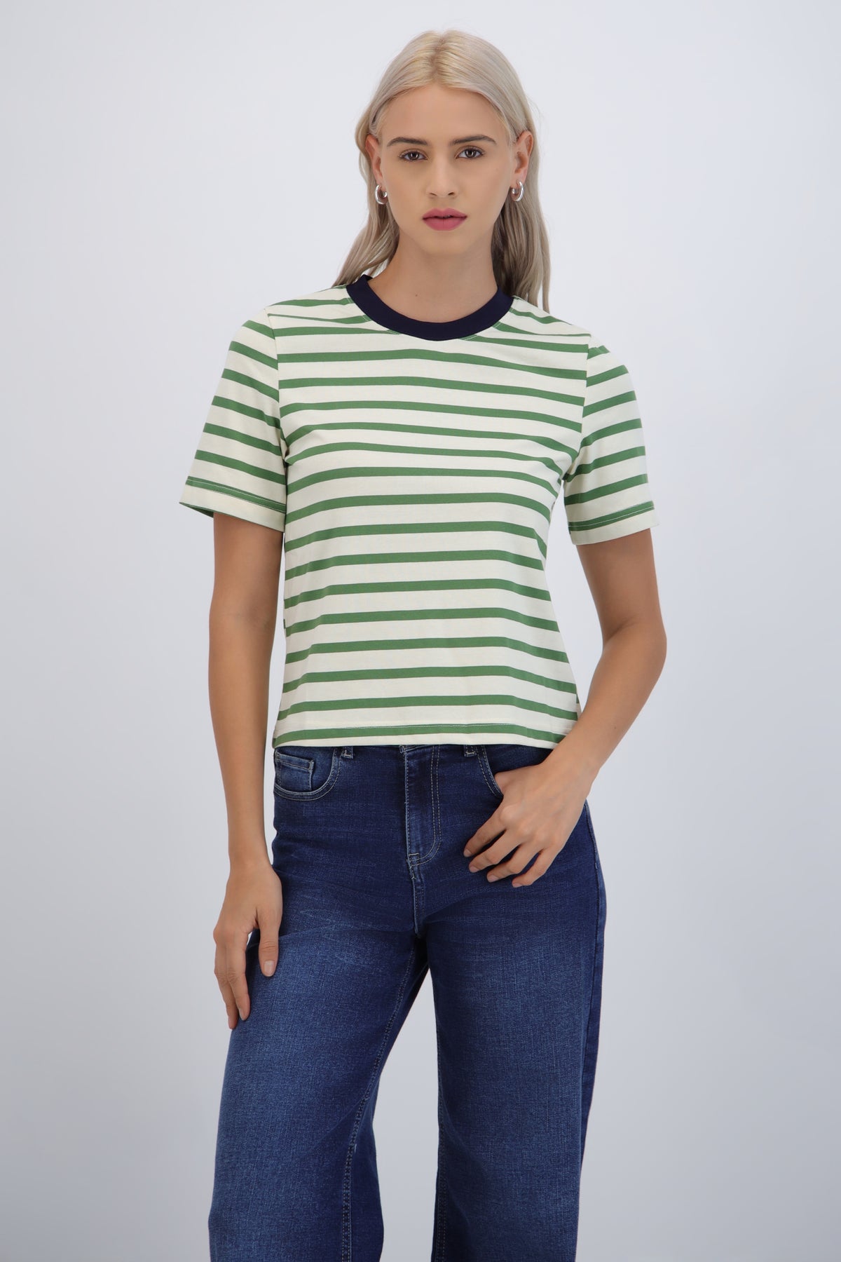 Tshirt rayas cuello contraste HUESO COMBO