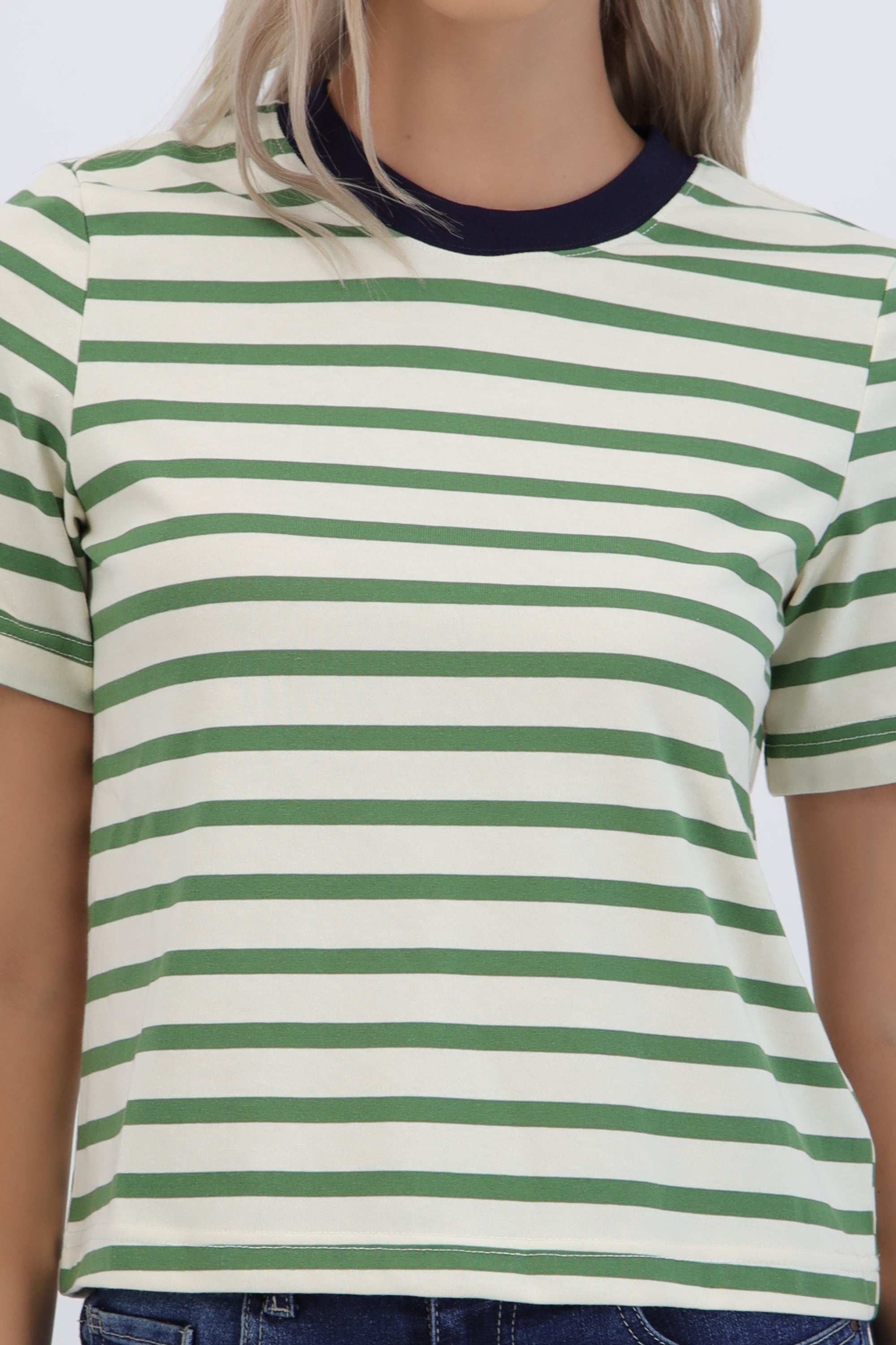 Tshirt rayas cuello contraste
