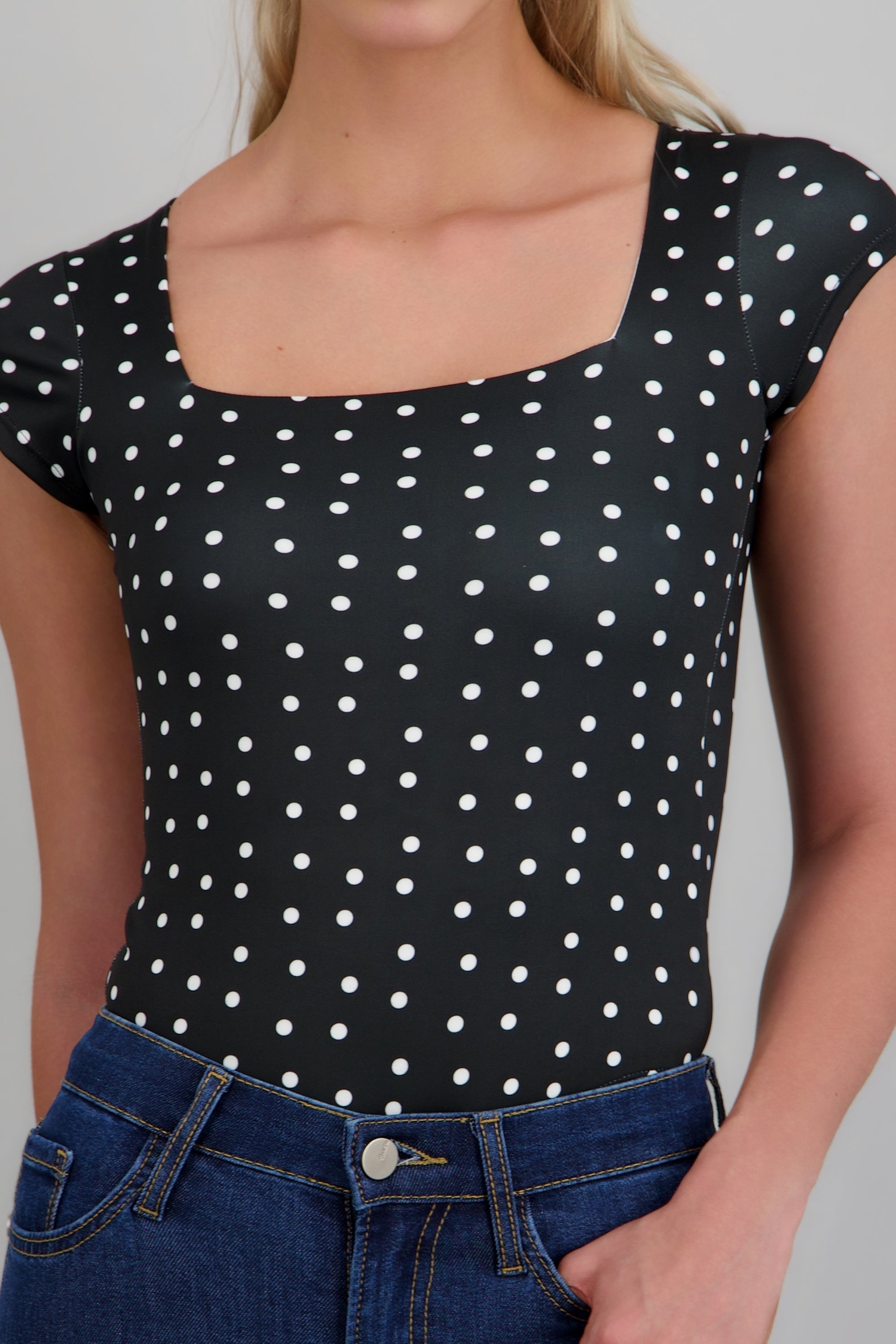 Body escote cuadrado manga corta polka dots NEGRO COMBO