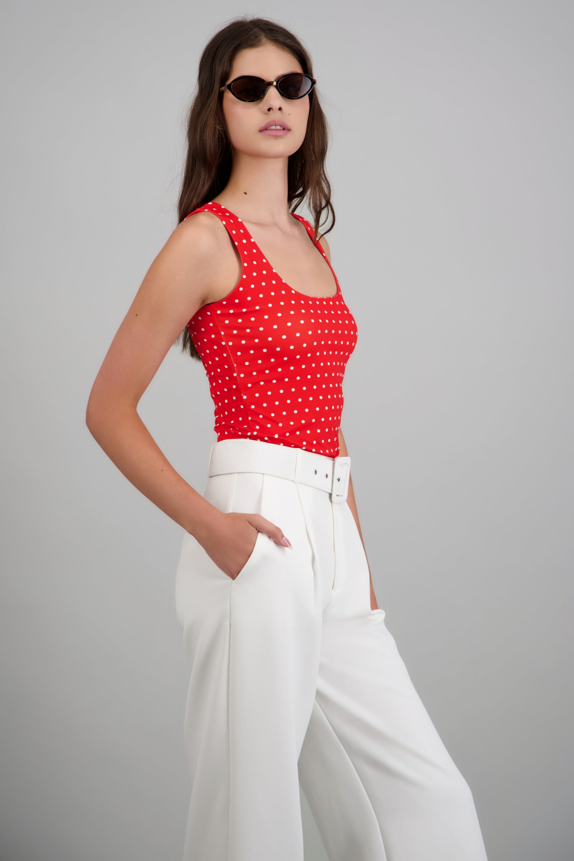 Top sin mangas escote cuadrado polka dots ROJO COMBO