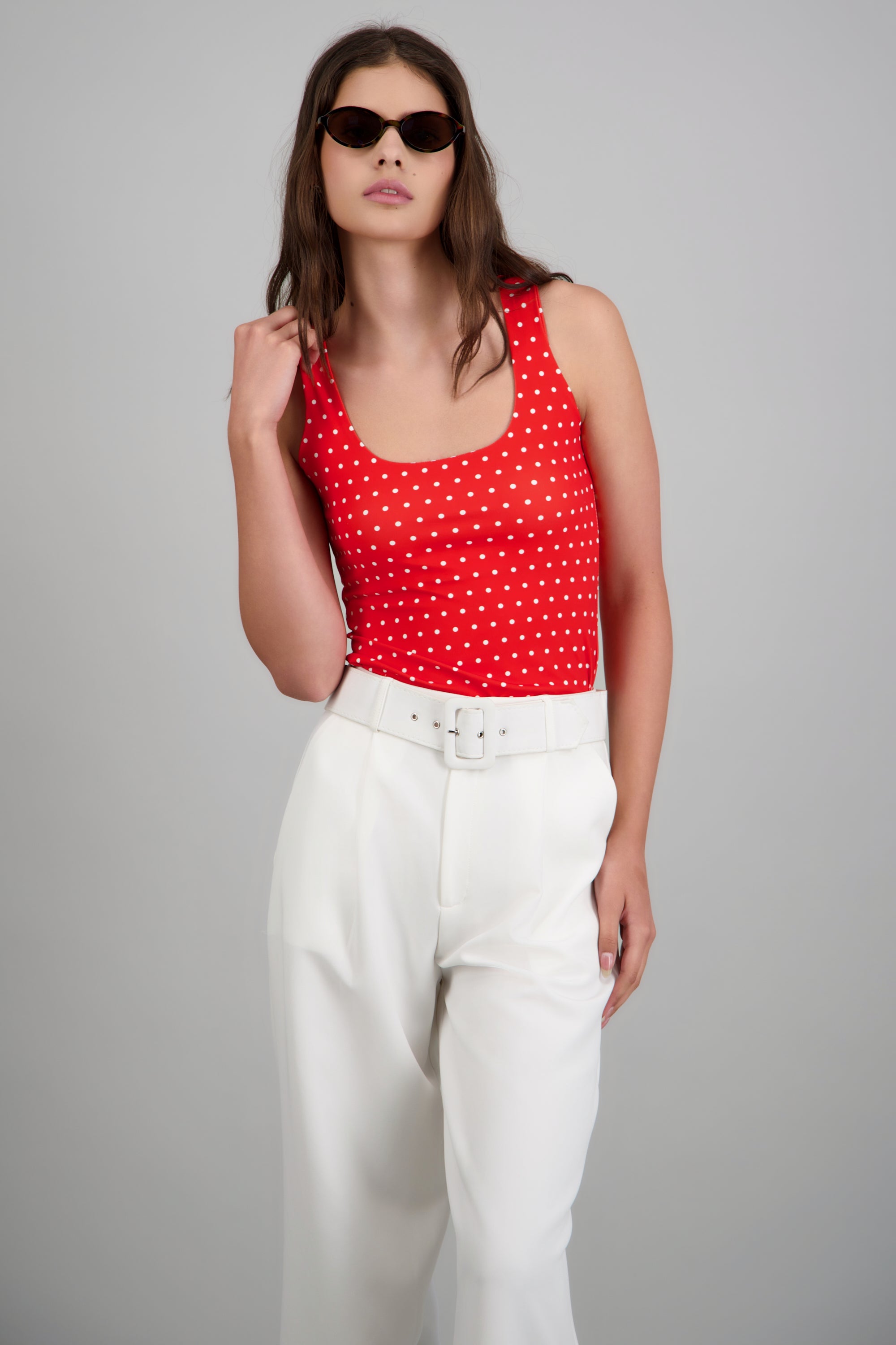 Top sin mangas escote cuadrado polka dots ROJO COMBO