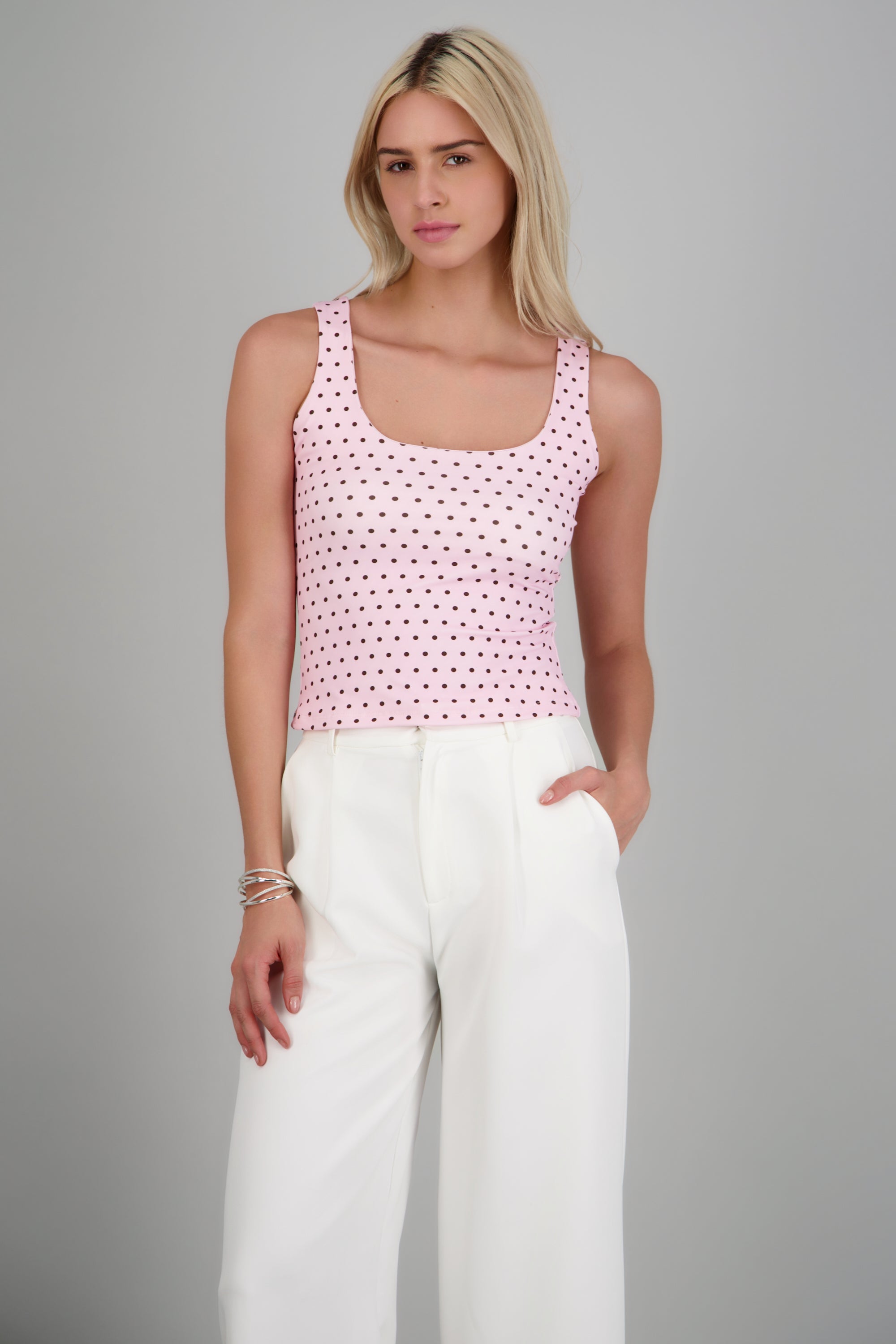 Top sin mangas escote cuadrado polka dots ROSA COMBO