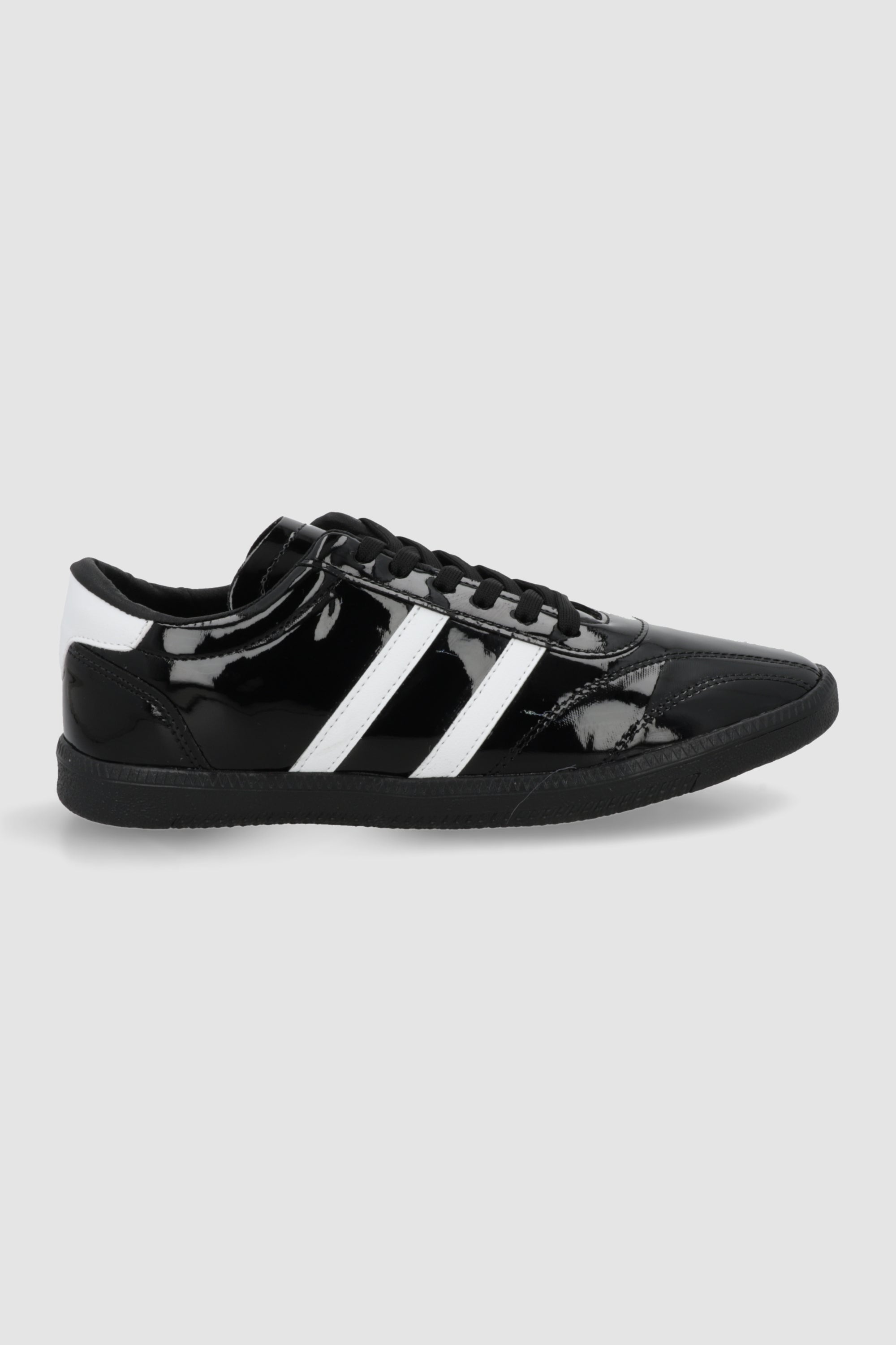Tenis dos lineas charol NEGRO