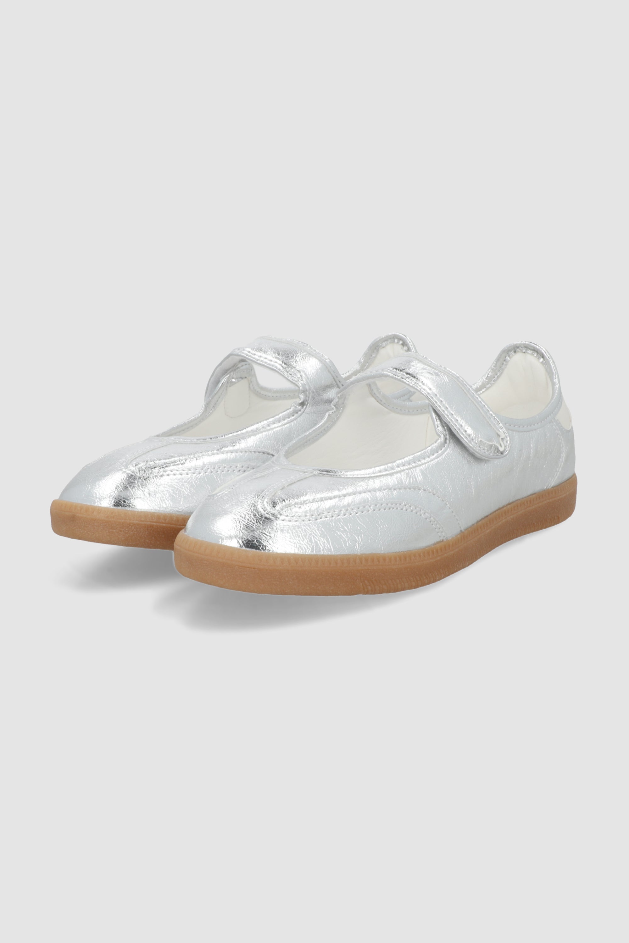 Tenis flat metalico PLATA