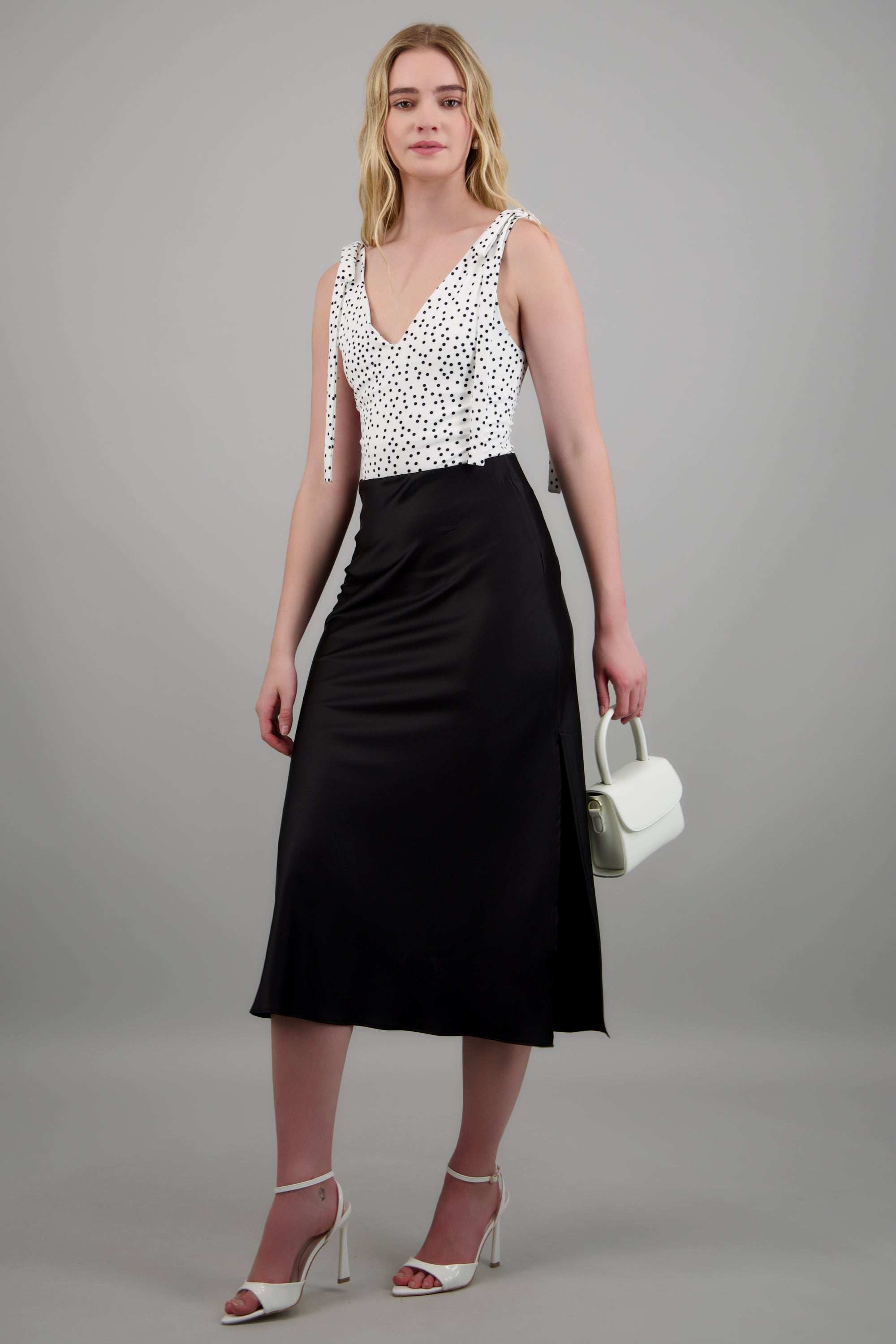 Bodysuit escote V detalle moños polka dots BLANCO COMBO