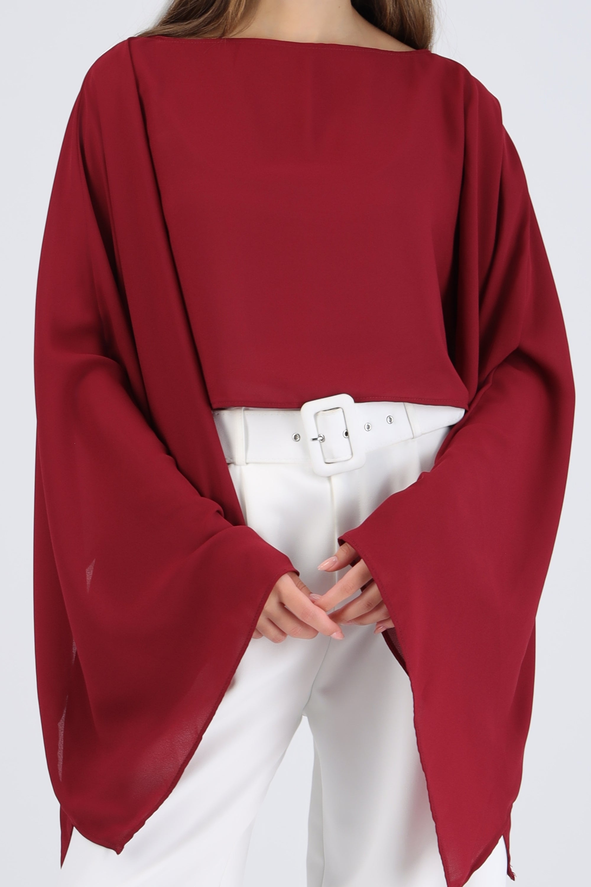 Capa chiffon asimétrica
