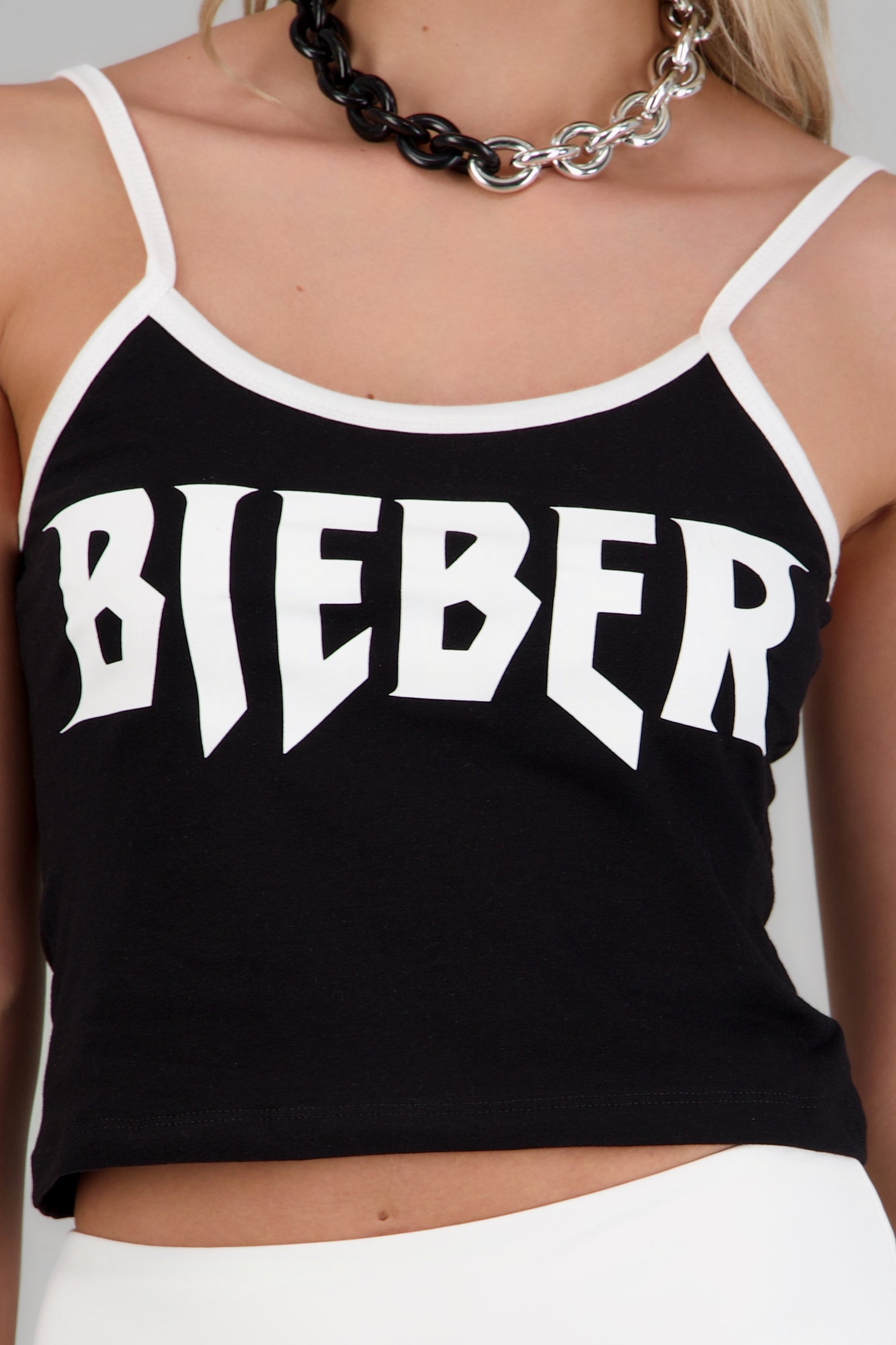 Crop Bieber tirantes NEGRO