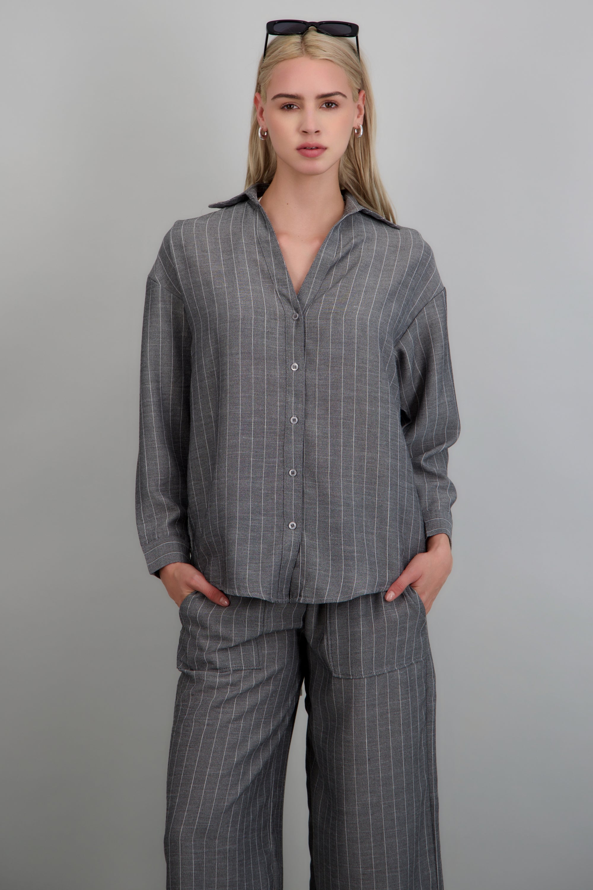 Camisa manga larga lineas over NEGRO