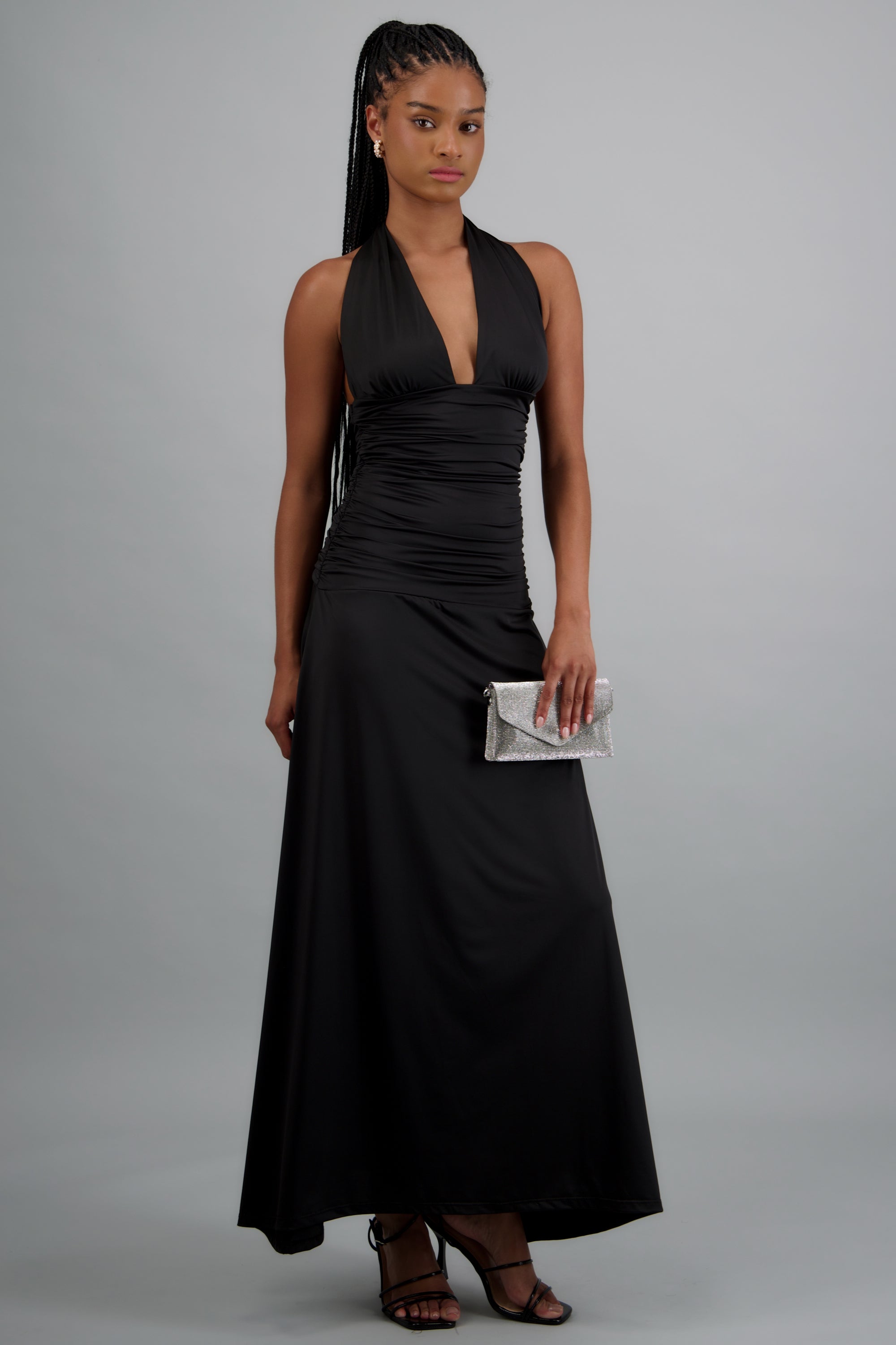 vestido maxi halter detalle drapeado NEGRO