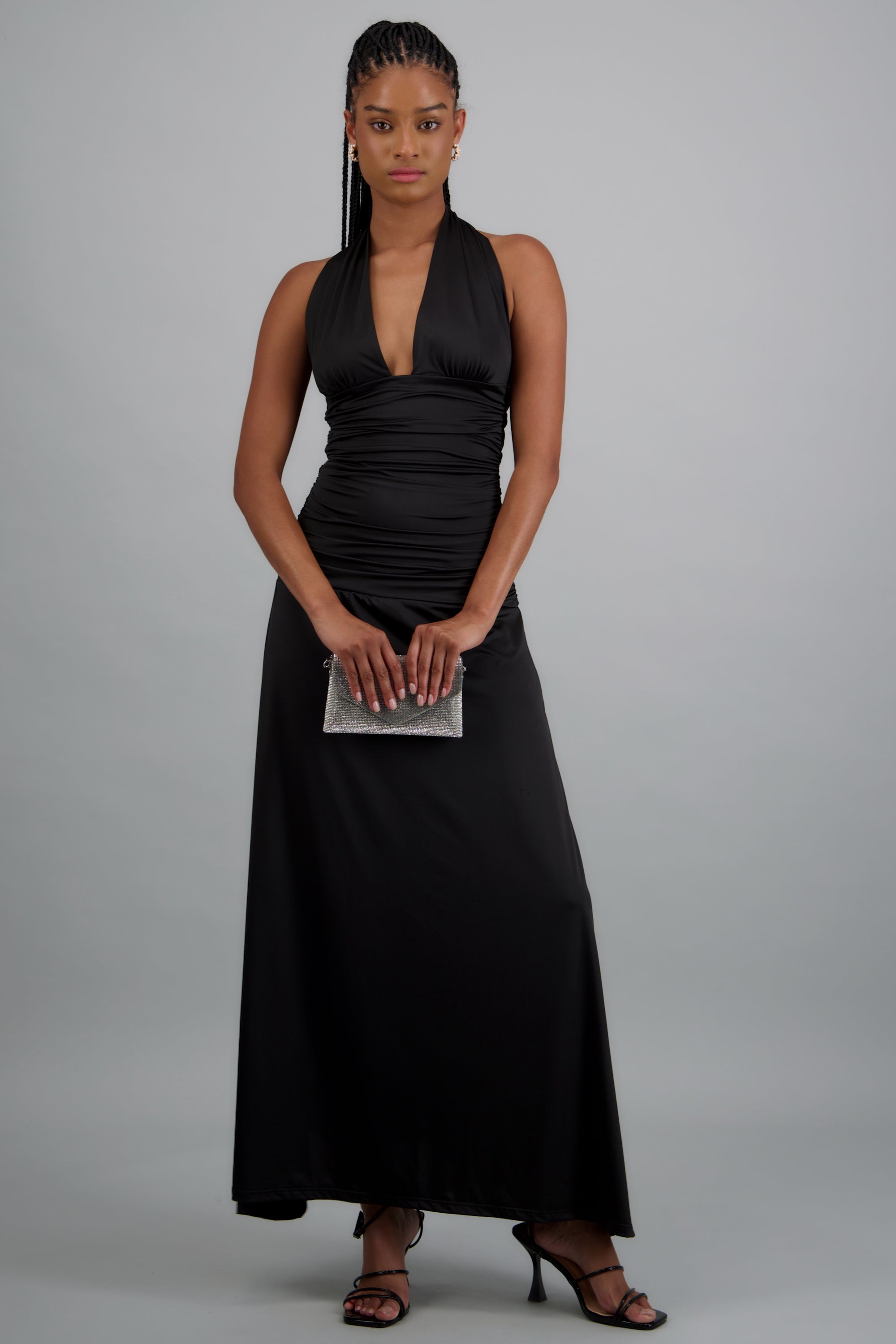 vestido maxi halter detalle drapeado NEGRO