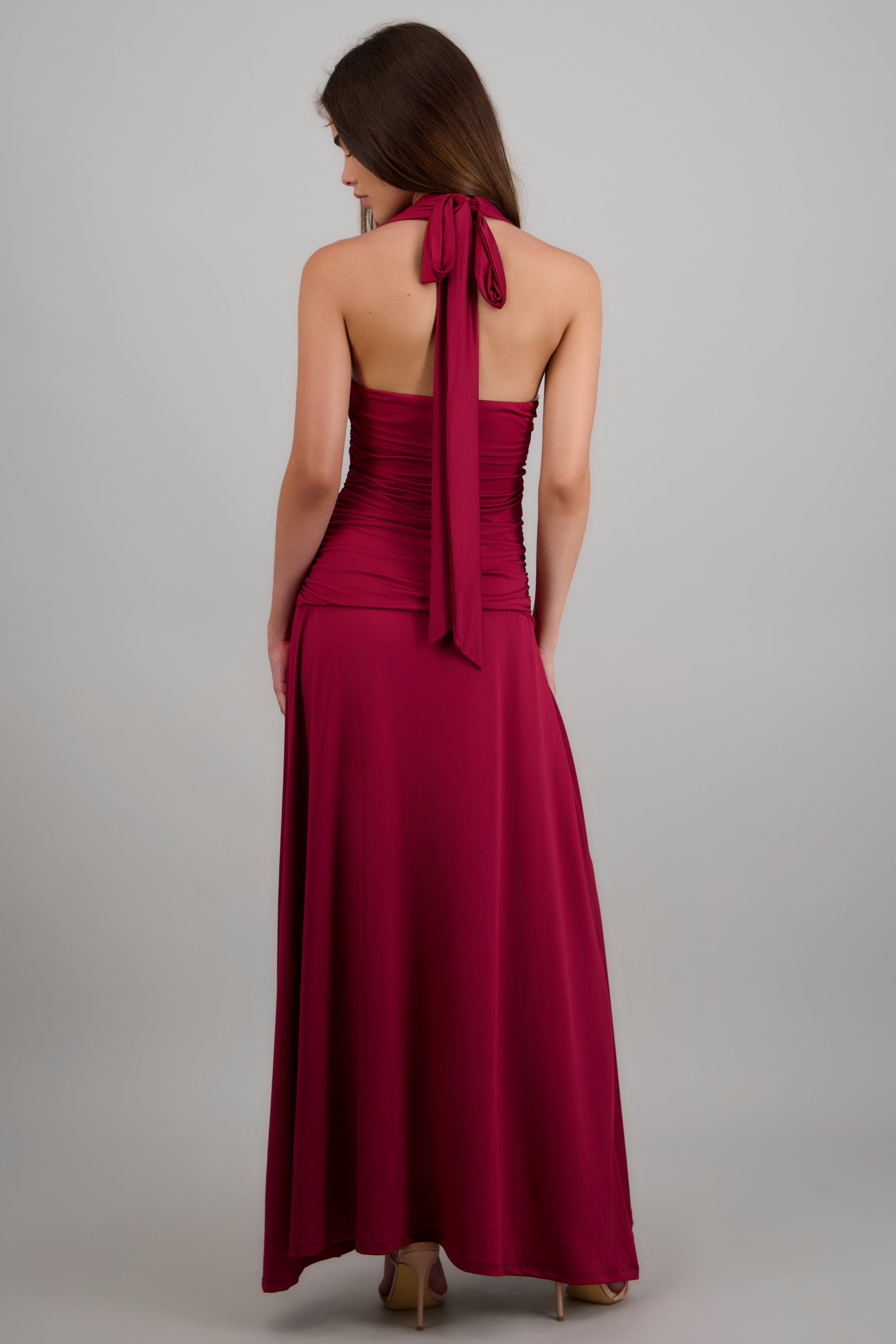 vestido maxi halter detalle drapeado VINO