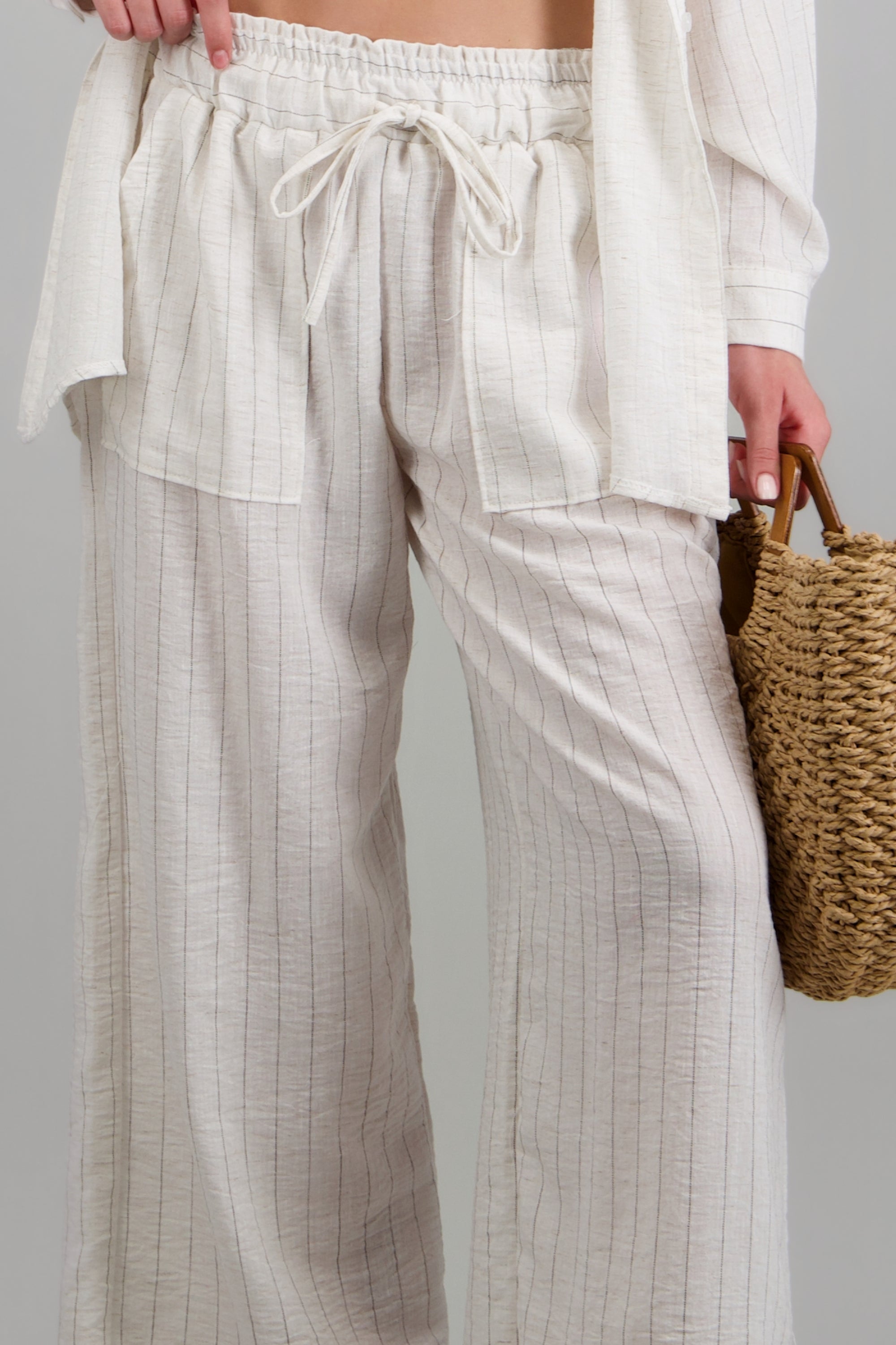 Pantalon lineas con bolsas ARENA