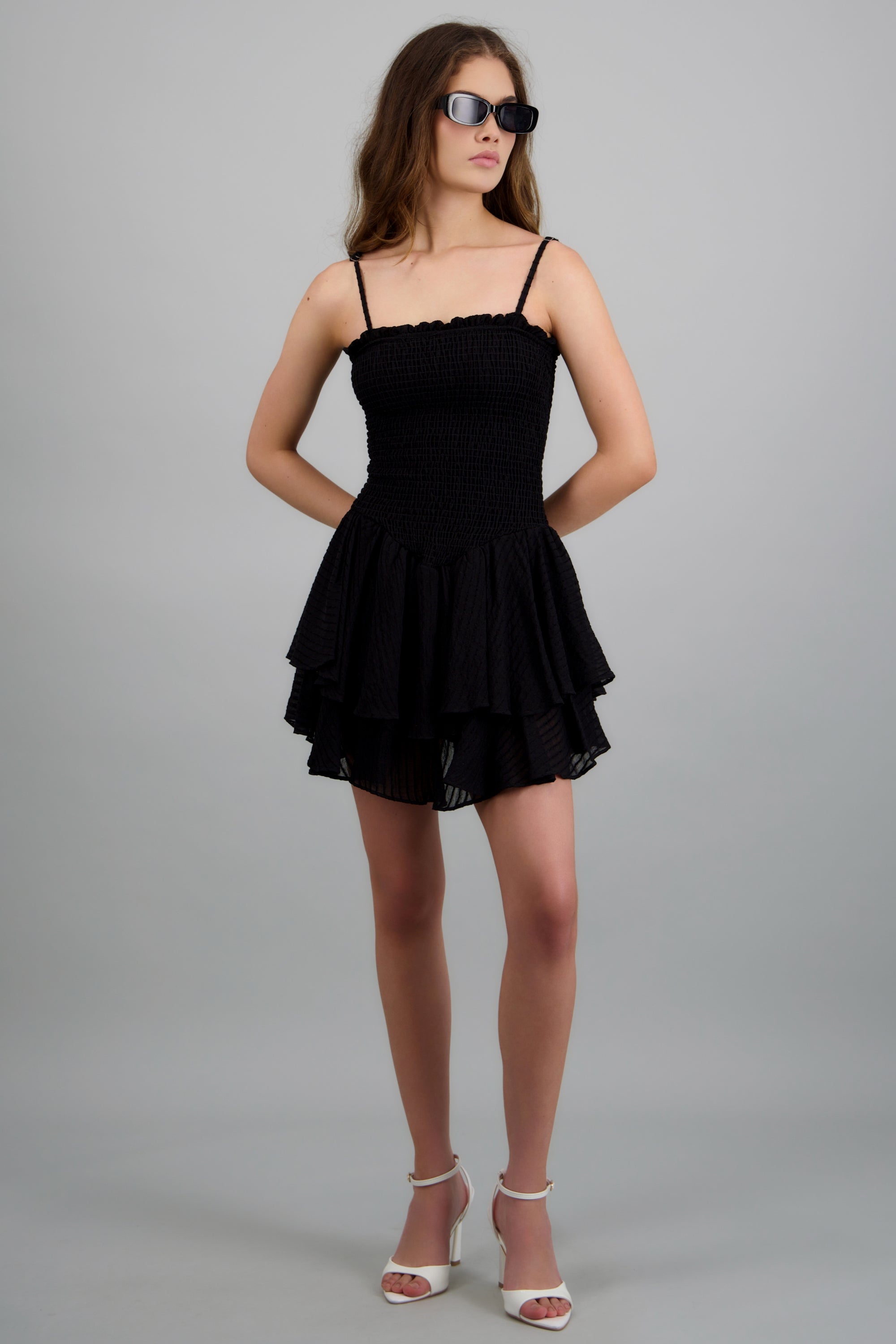 Vestido corto smock falda capas NEGRO