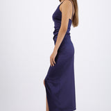 Vestido satinado escote recto
