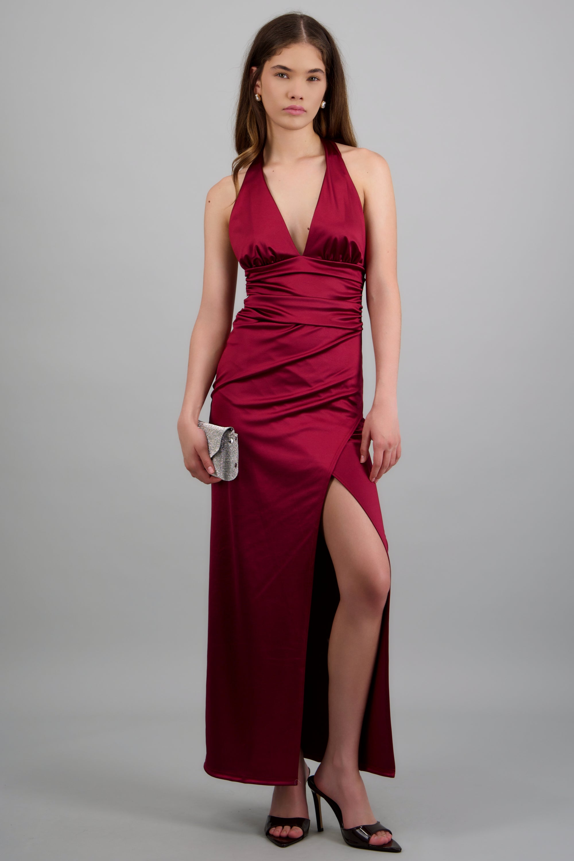 Vestido satinado halter CIRUELA