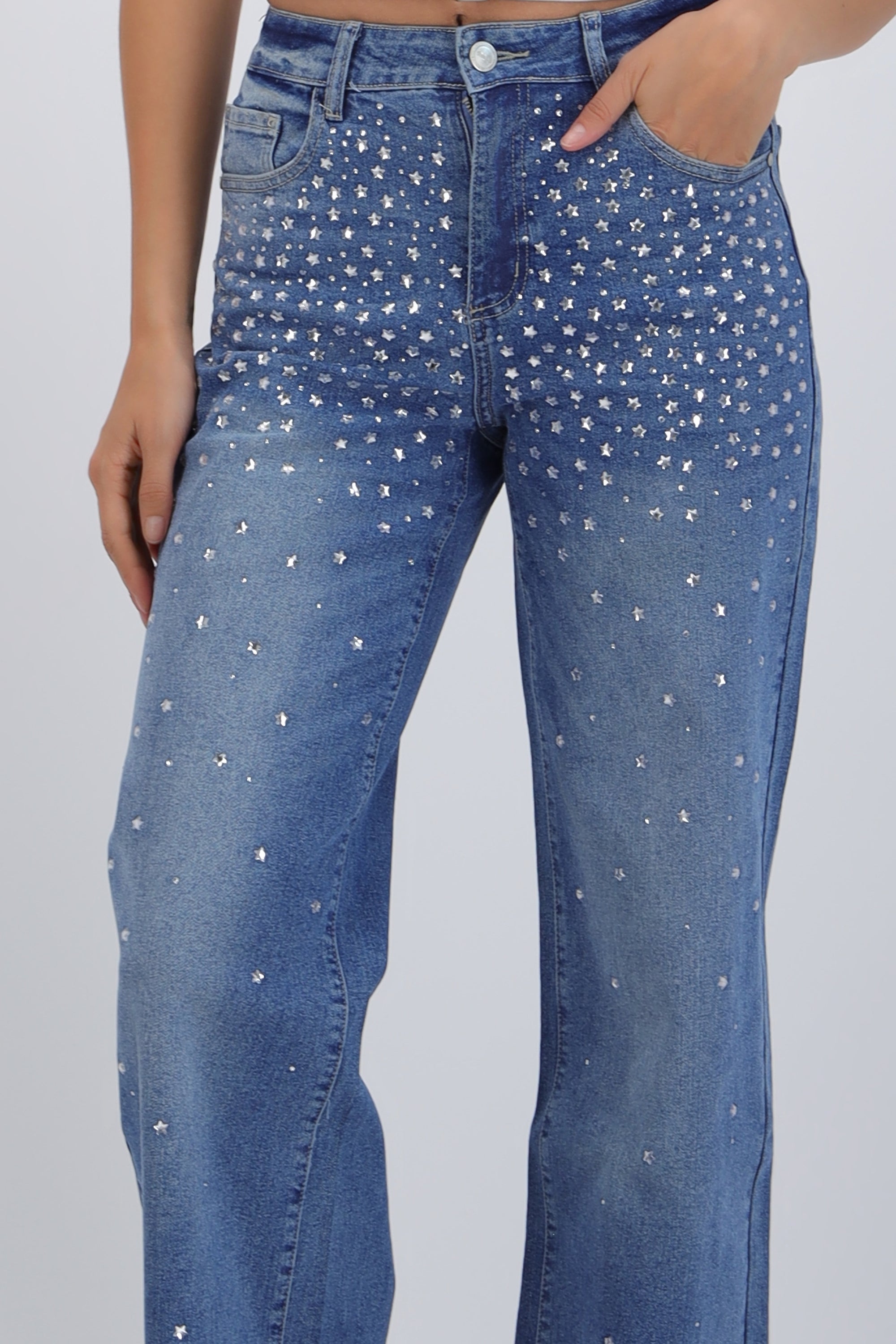 Jeans straight detalle brillo estrella