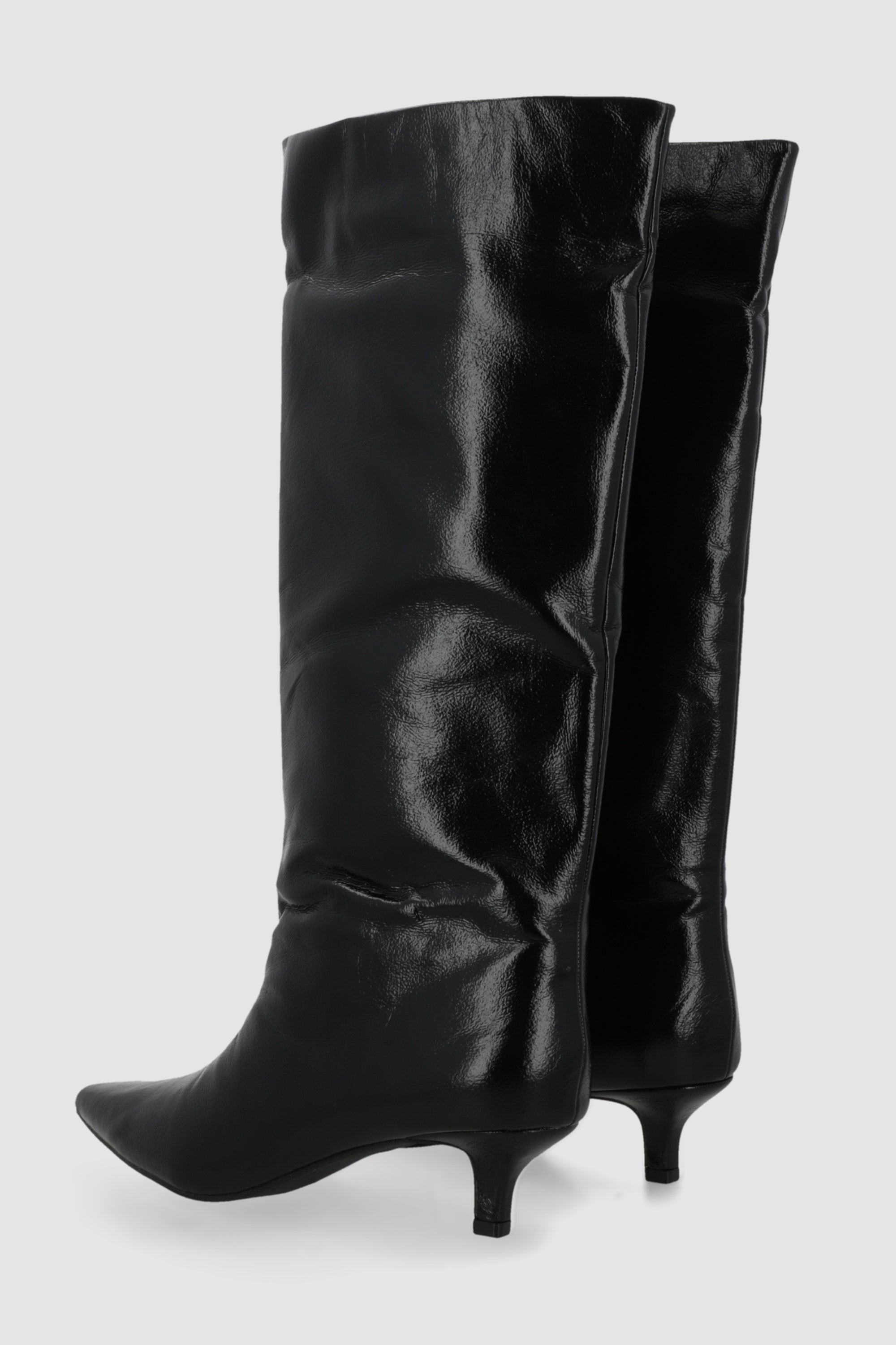 Bota pointy kitten NEGRO