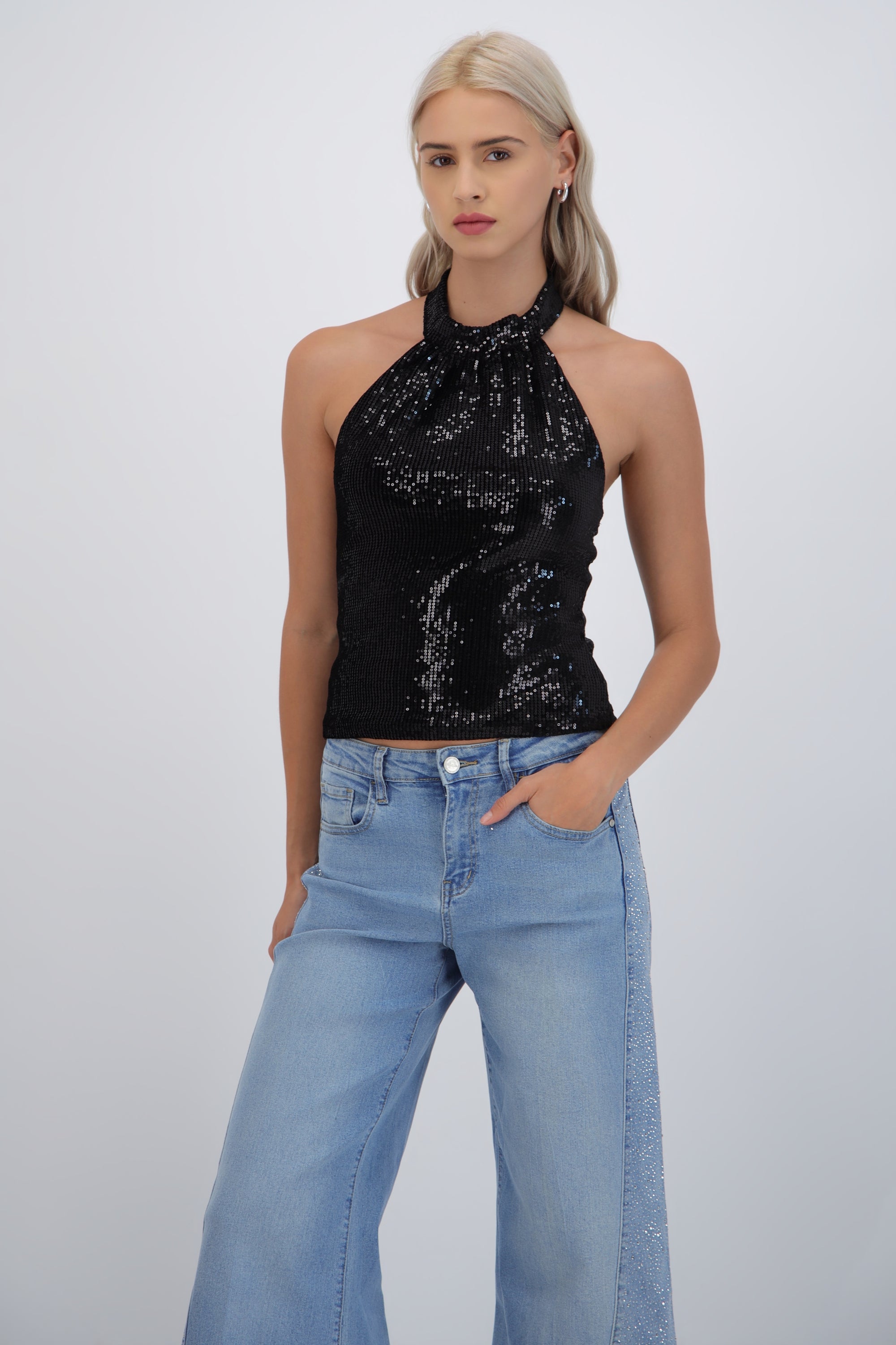 Top halter lentejuelas