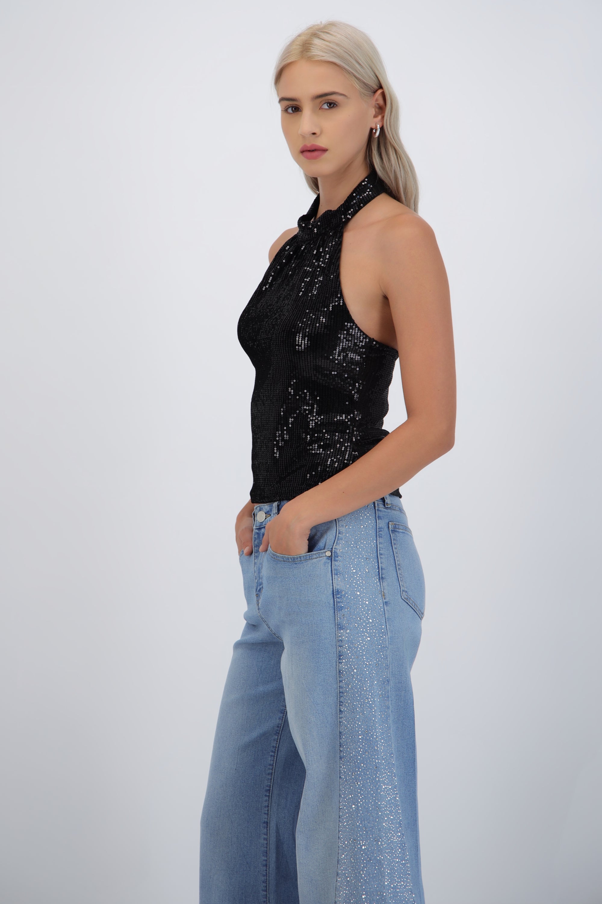 Top halter lentejuelas