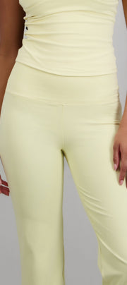 PASTEL YELLOW