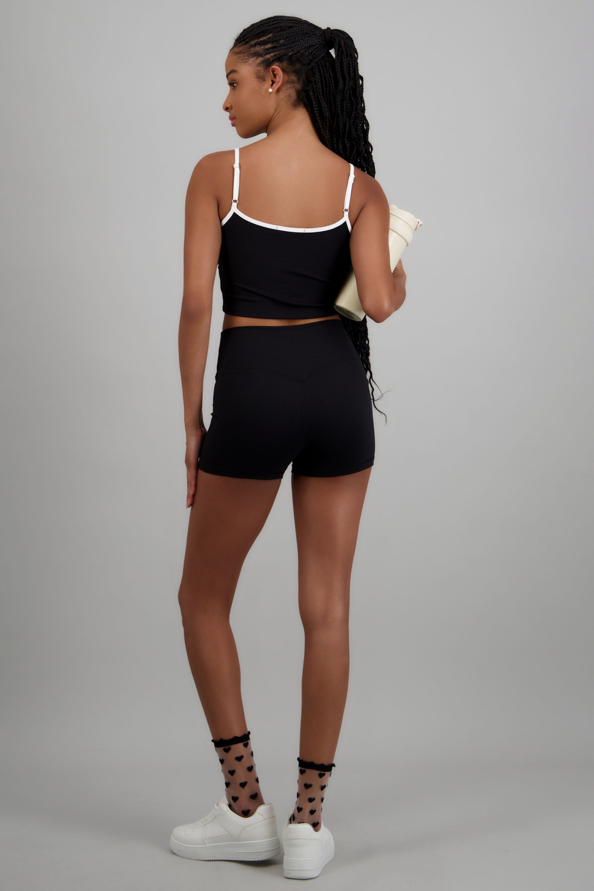 Short deportivo liso NEGRO
